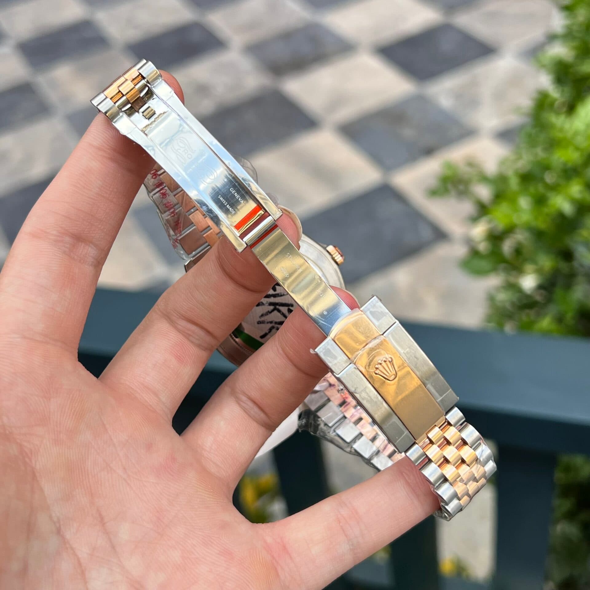 Dong-Ho-Rolex-Boc-Vang-That-1-3