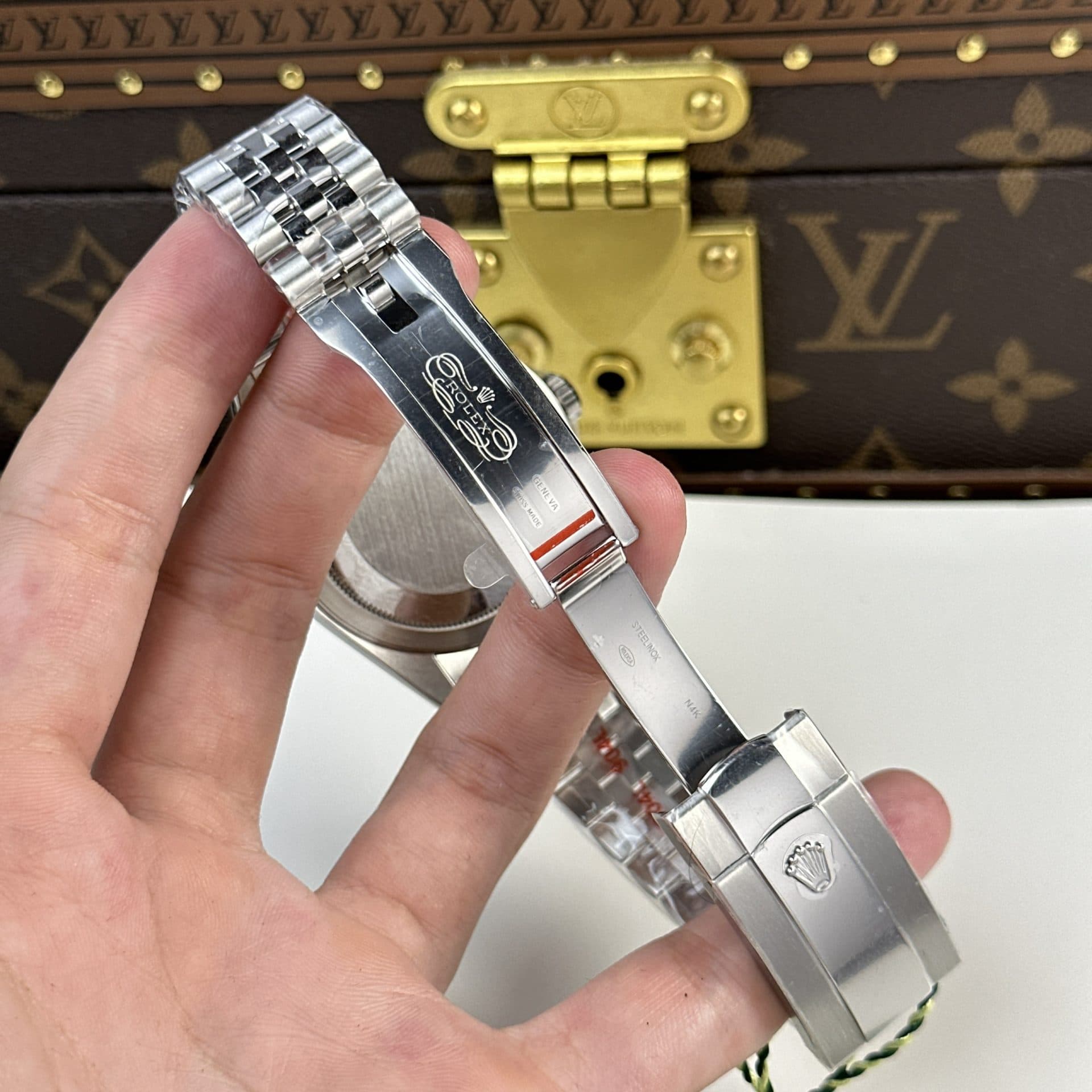 Rolex-Fake-Watch-2