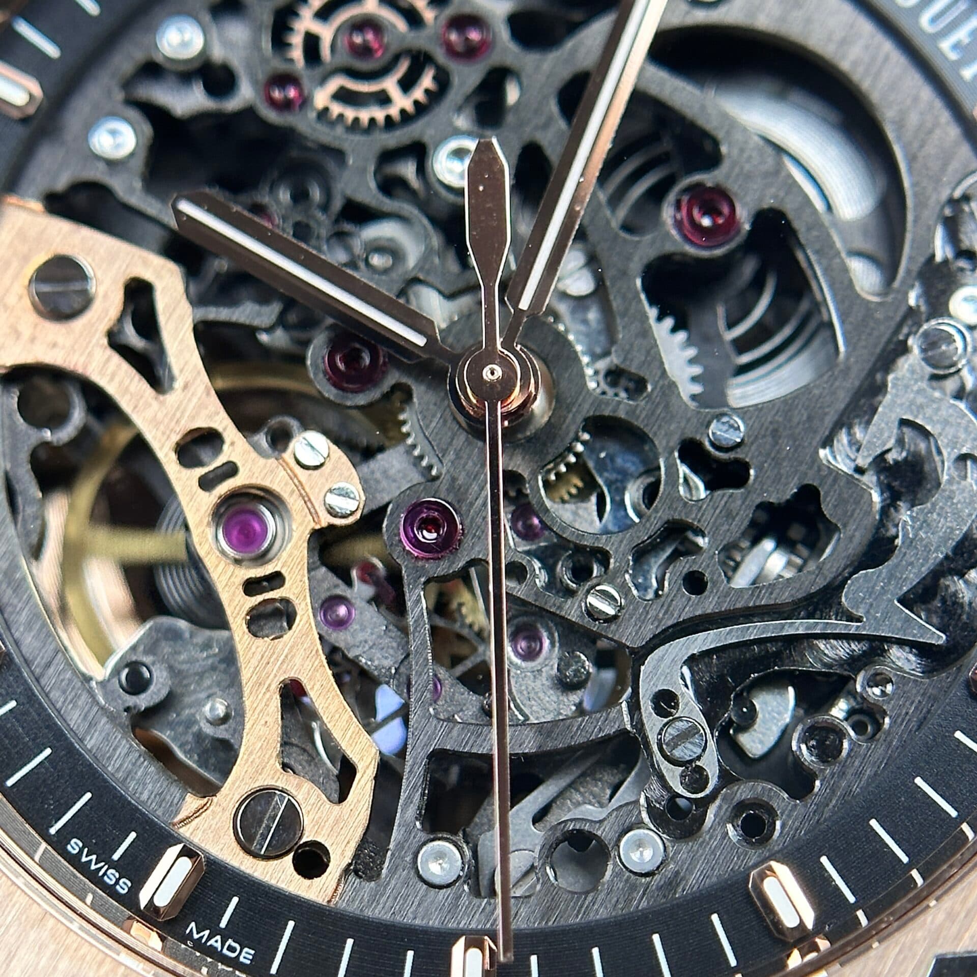 Dong-Ho-Audemars-Piguet-Royal-Oak-15407-Rose-Gold-Replica-11-APS-41mm-9-1