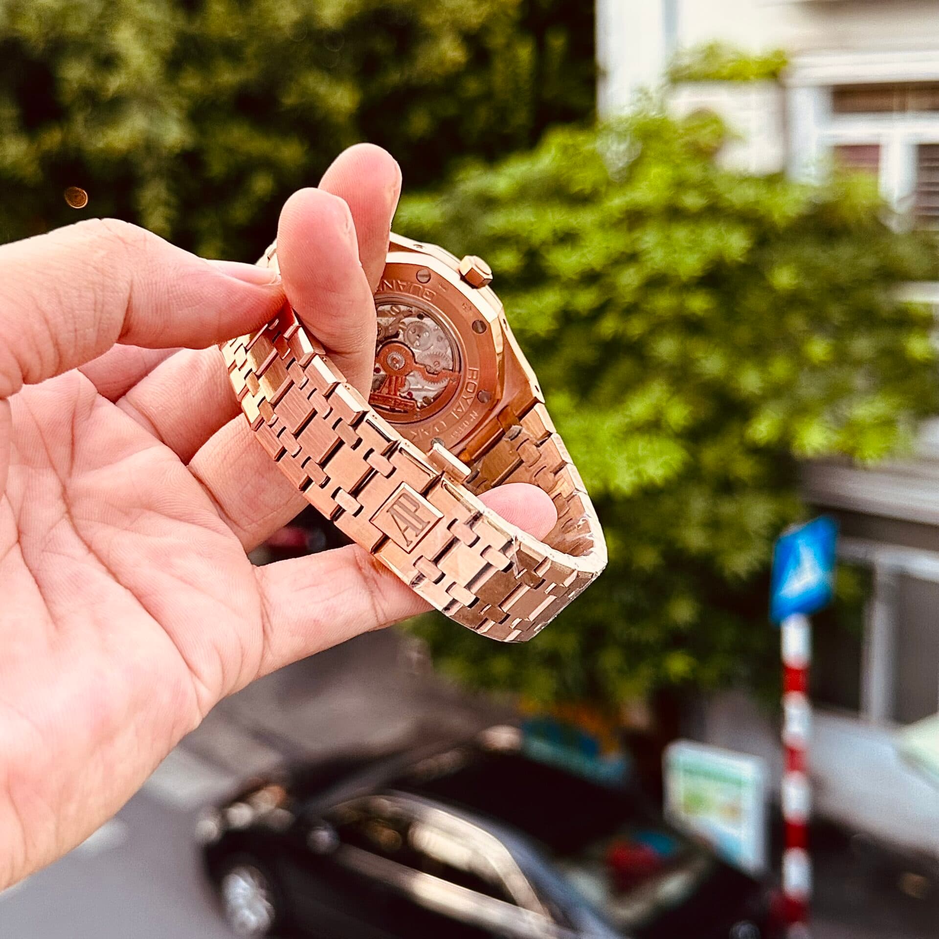 Dong-Ho-Audemars-Piguet-Royal-Oak-26574OR-Mat-Trang-Rep-11-41mm-1-1