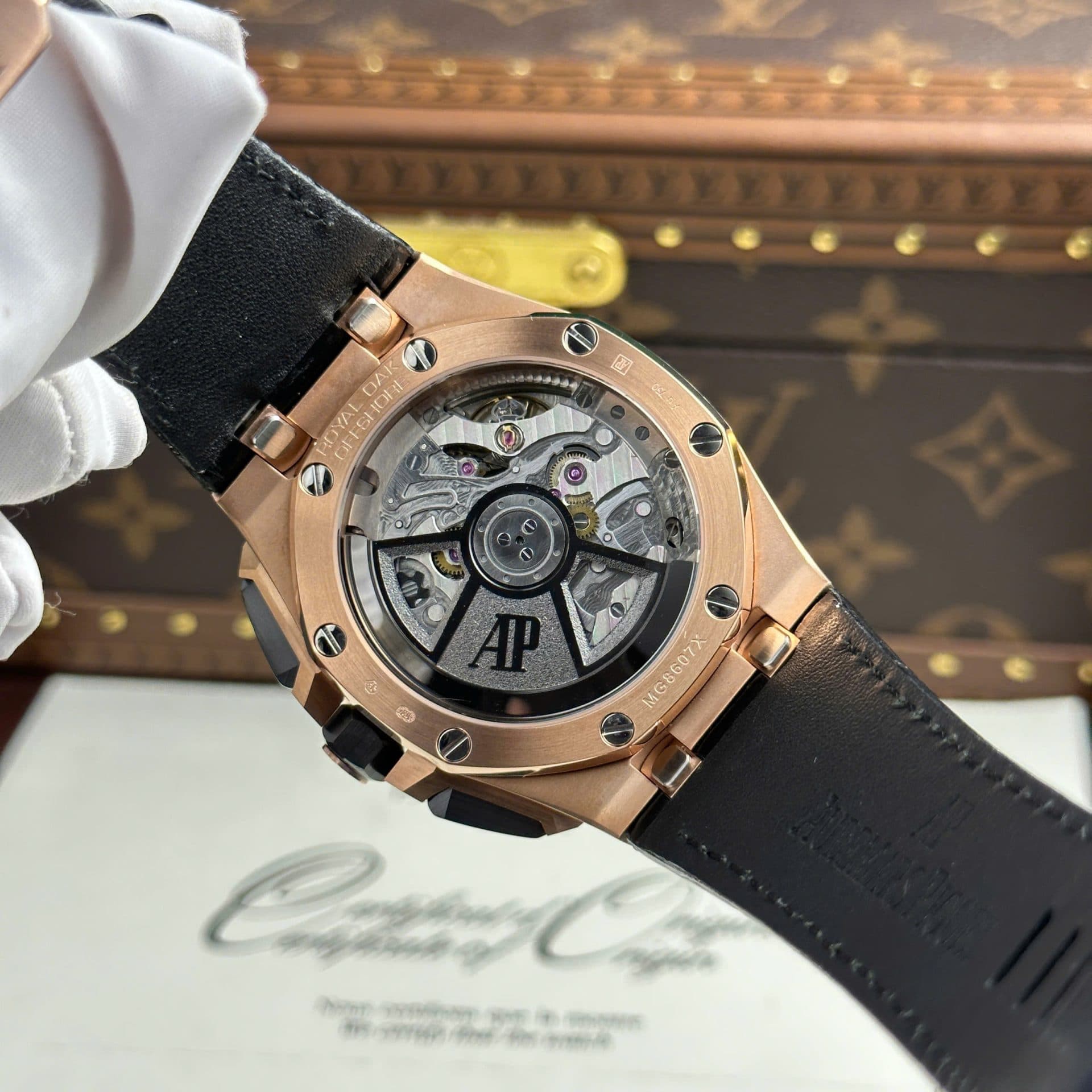 Dong-Ho-Audemars-Piguet-Royal-Oak-Offshore-Chronograph-26420-Ma-Vang-Rep-11-Mat-Den-Nha-May-APP-43mm-9-1