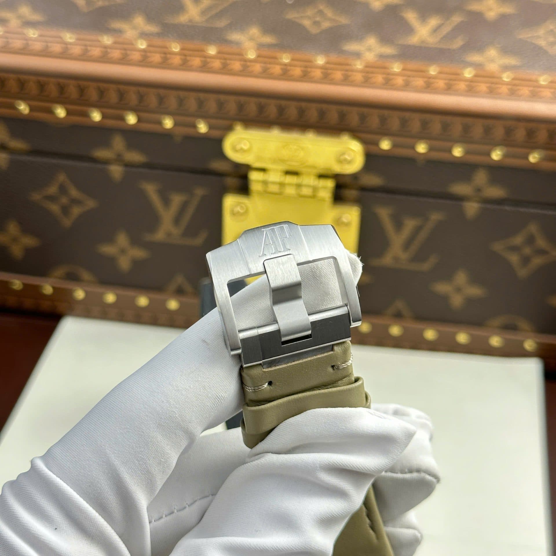 Dong-Ho-Audemars-Piguet-Royal-Oak-Offshore-Chronograph-26420-Rep-1-1-Mat-Xam-Nha-May-APP-43mm-1-1