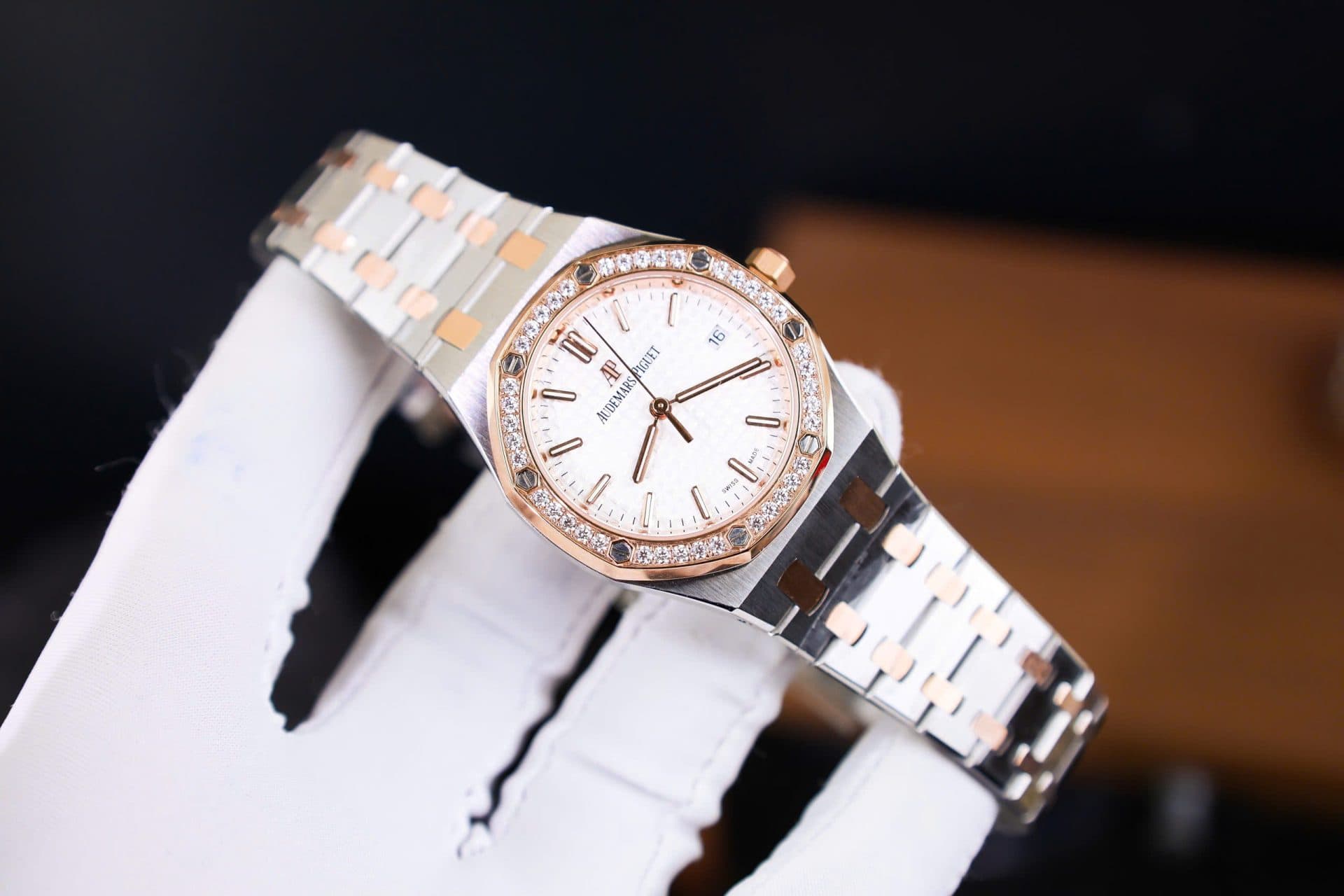 Dong-Ho-Audemars-Piguet-Royal-Oak-Rep-11-Cao-Cap-Nu-May-Co-Tu-Dong-34mm-5-1