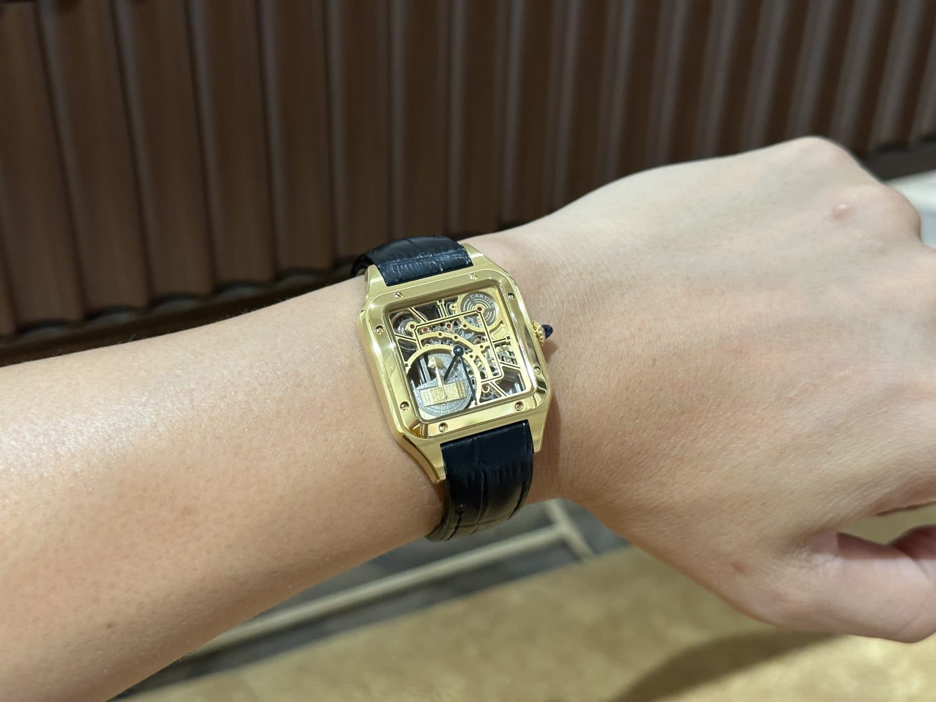 Dong-Ho-Cartier-Nam-Replica-11-Santos-WHSA0031-May-Pin-Thuy-Sy-31x43mm-2-1