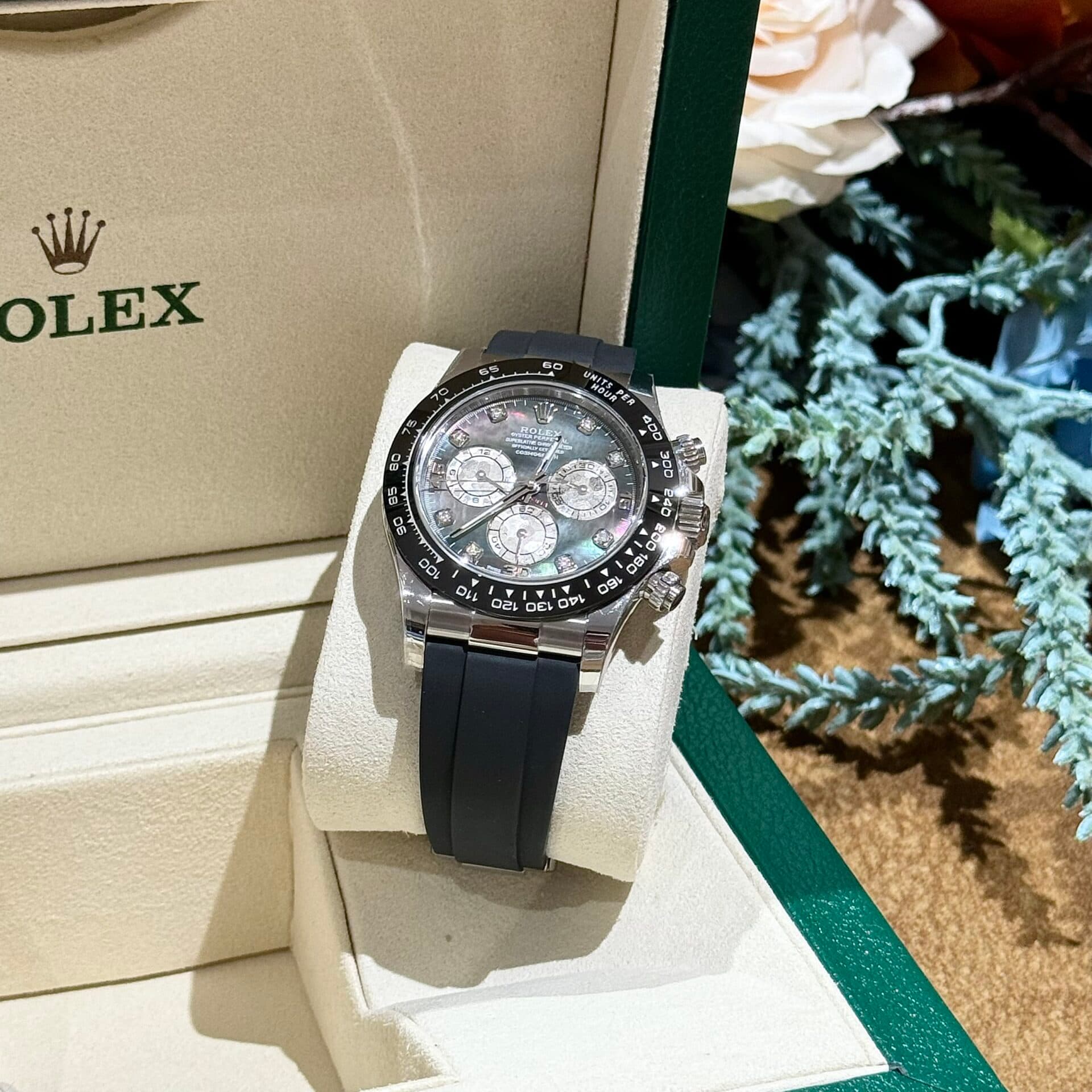 Dong-Ho-Kham-Trai-Rolex-Daytona-Coc-So-Kim-Cuong-Moissanite-40mm-6-1