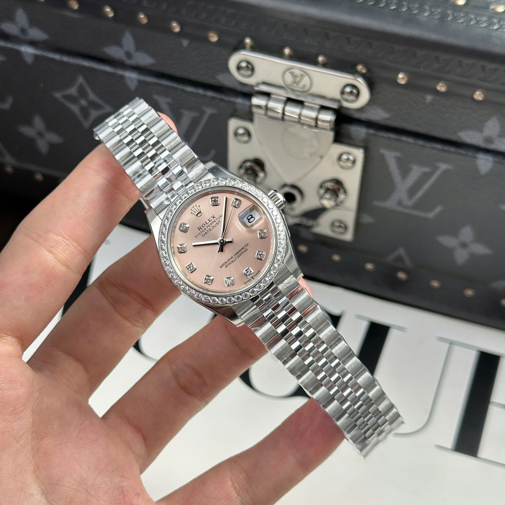 Dong-Ho-Nu-Rolex-DateJust-Rep-11-Cao-Cap-Mat-Hong-Coc-So-Da-Nha-May-THB-31mm-1-1
