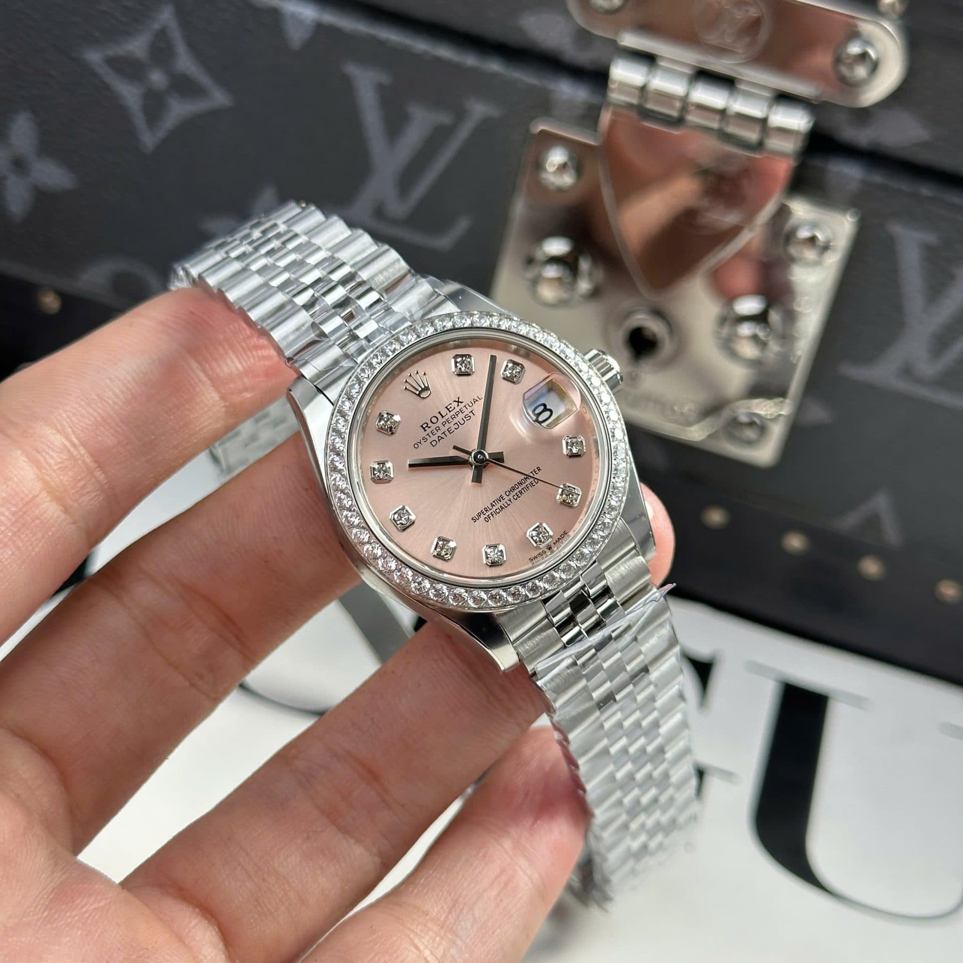 Dong-Ho-Nu-Rolex-DateJust-Rep-11-Cao-Cap-Mat-Hong-Coc-So-Da-Nha-May-THB-31mm-6-1