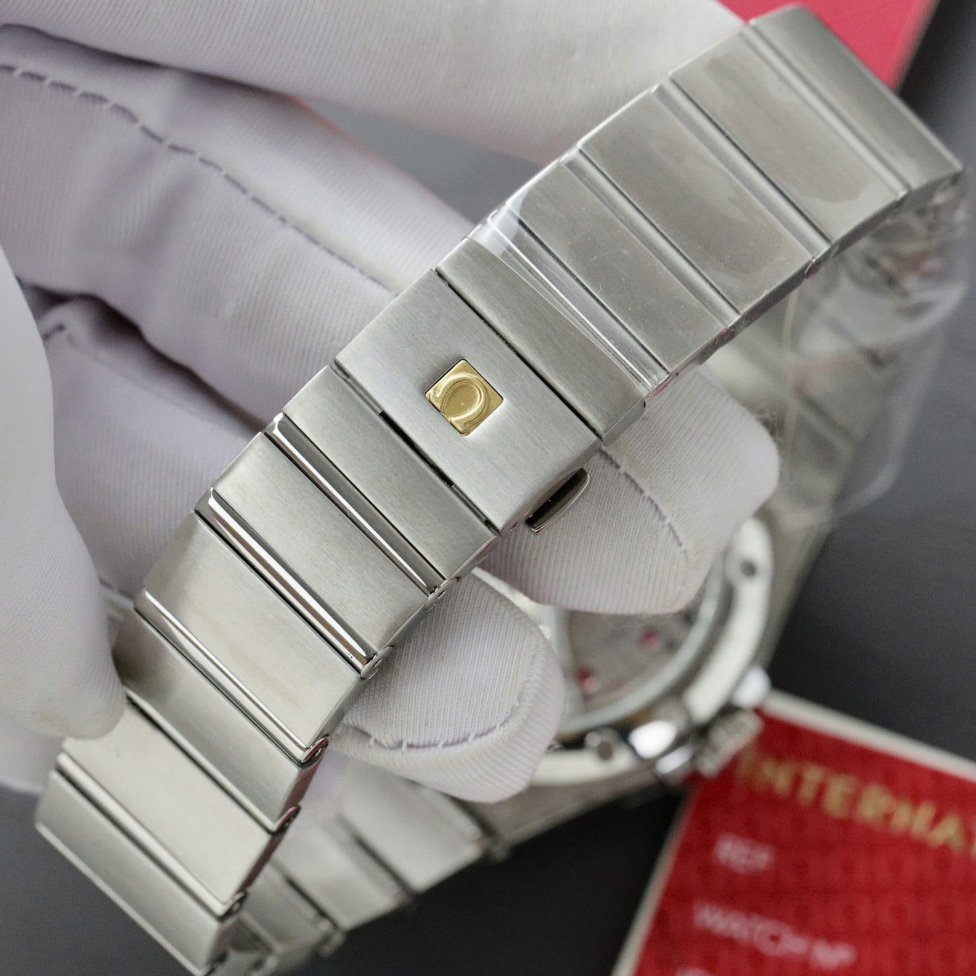 Dong-Ho-Omega-Constellation-Co-Axial-Fake-11-Cao-Cap-2
