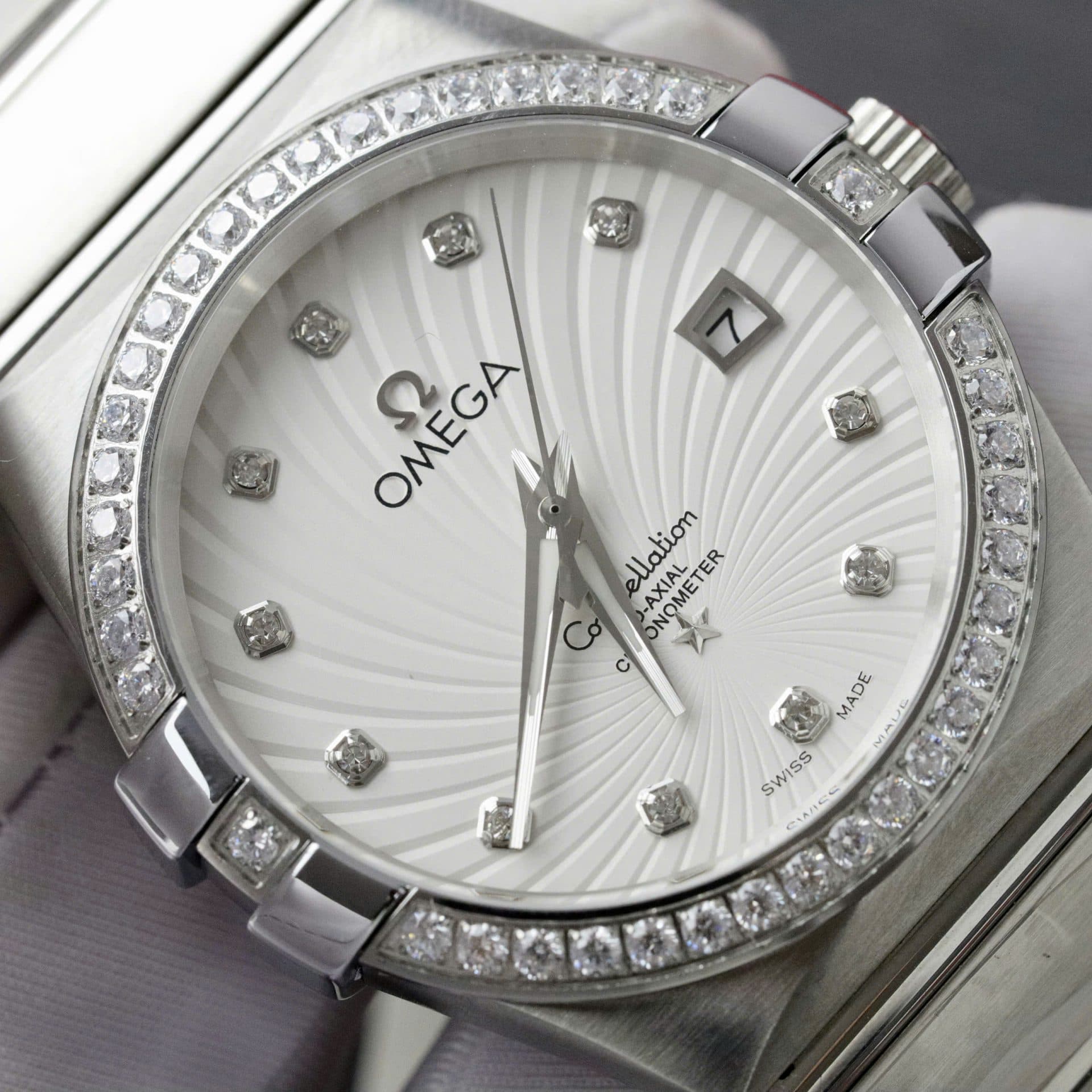 Dong-Ho-Omega-Constellation-Co-Axial-Fake-11-Thuy-Sy-Mat-Trang-Dinh-Da-38mm-4-1