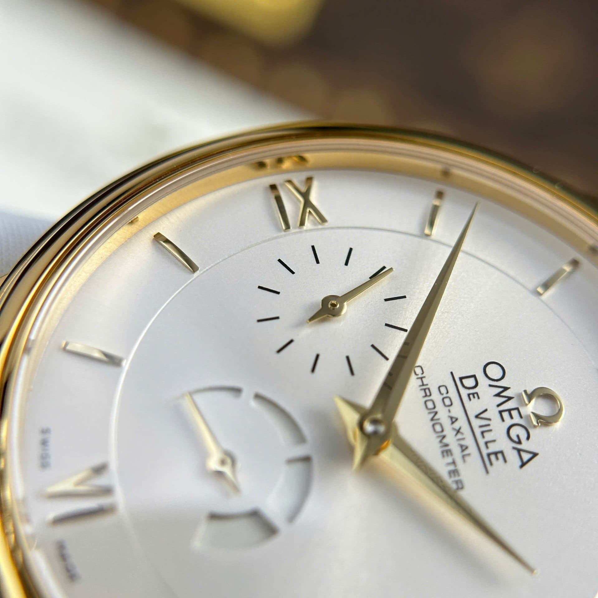 Dong-Ho-Omega-De-Ville-Prestige-Power-Reserve-Rep-1-1-Ma-Vang-Day-Da-39-4-1