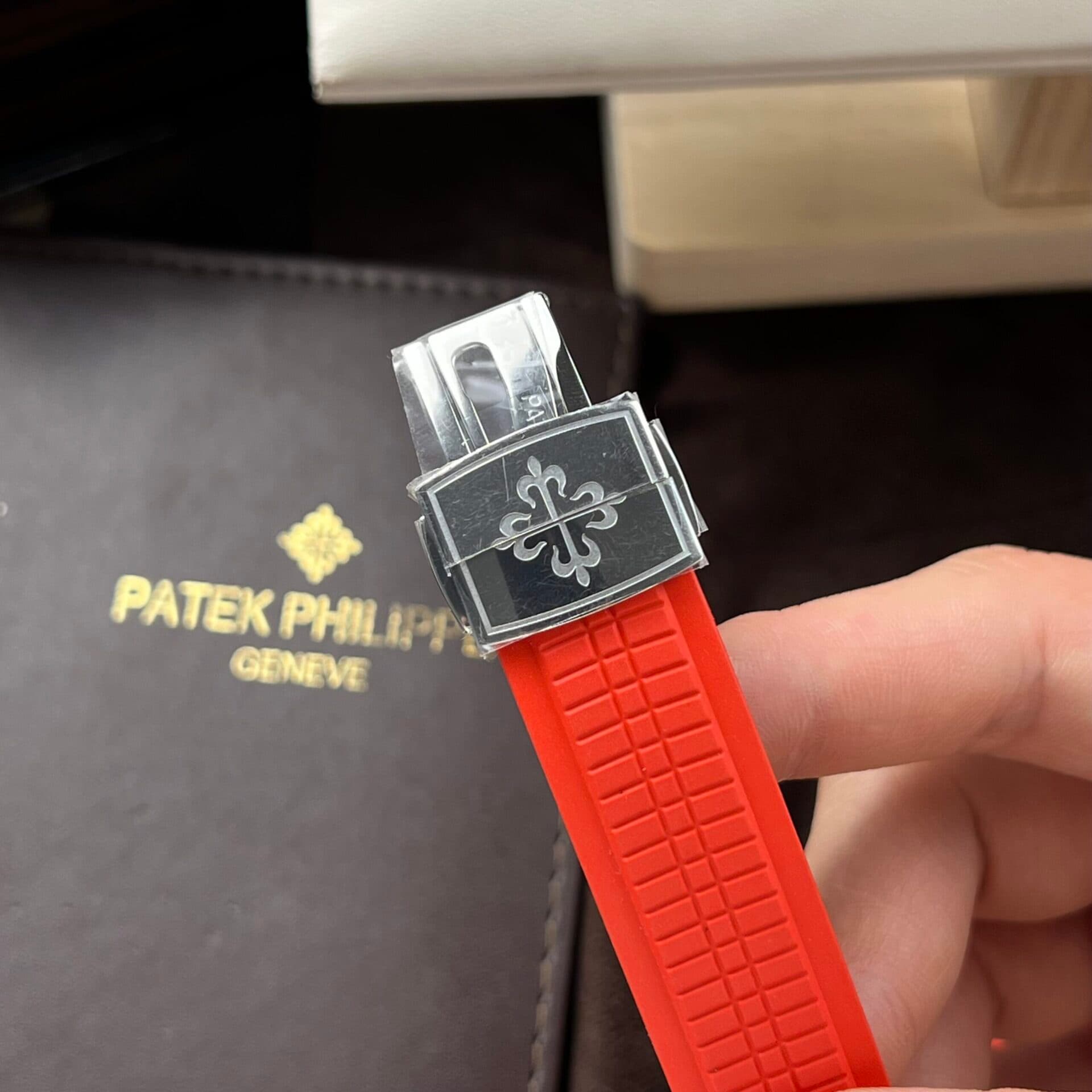 Dong-Ho-Patek-Philippe-5167A-Replica-11-3K-Factory-Day-Do-40mm-4-scaled-1