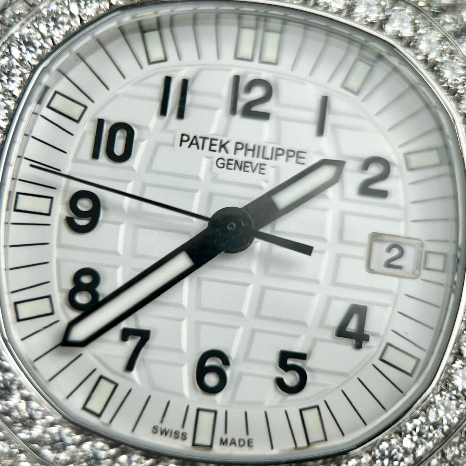 Dong-Ho-Patek-Philippe-Aquanaut-5069G-Do-Moissanite-Replica-11-PPF-6-1