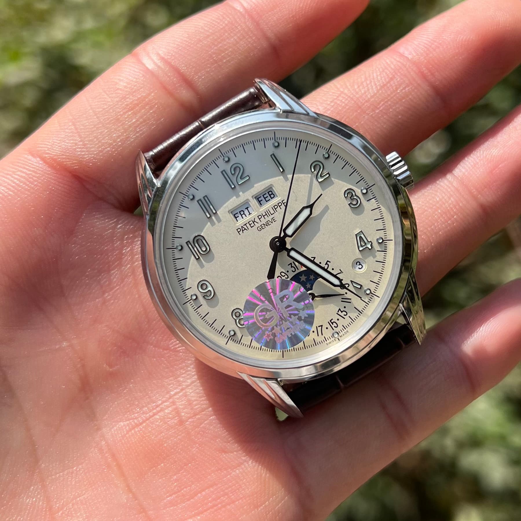 Dong-Ho-Patek-Philippe-Complications-5320G-Replica-40mm-1-1