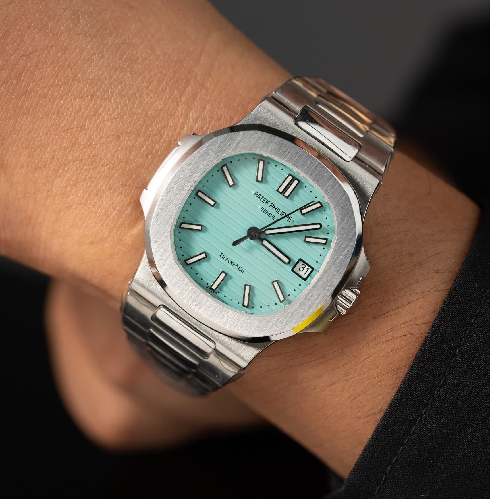 Dong-Ho-Patek-Philippe-Nautilus-5711-Tiffany-Co-Nha-May-3K-Rep-11-9-2