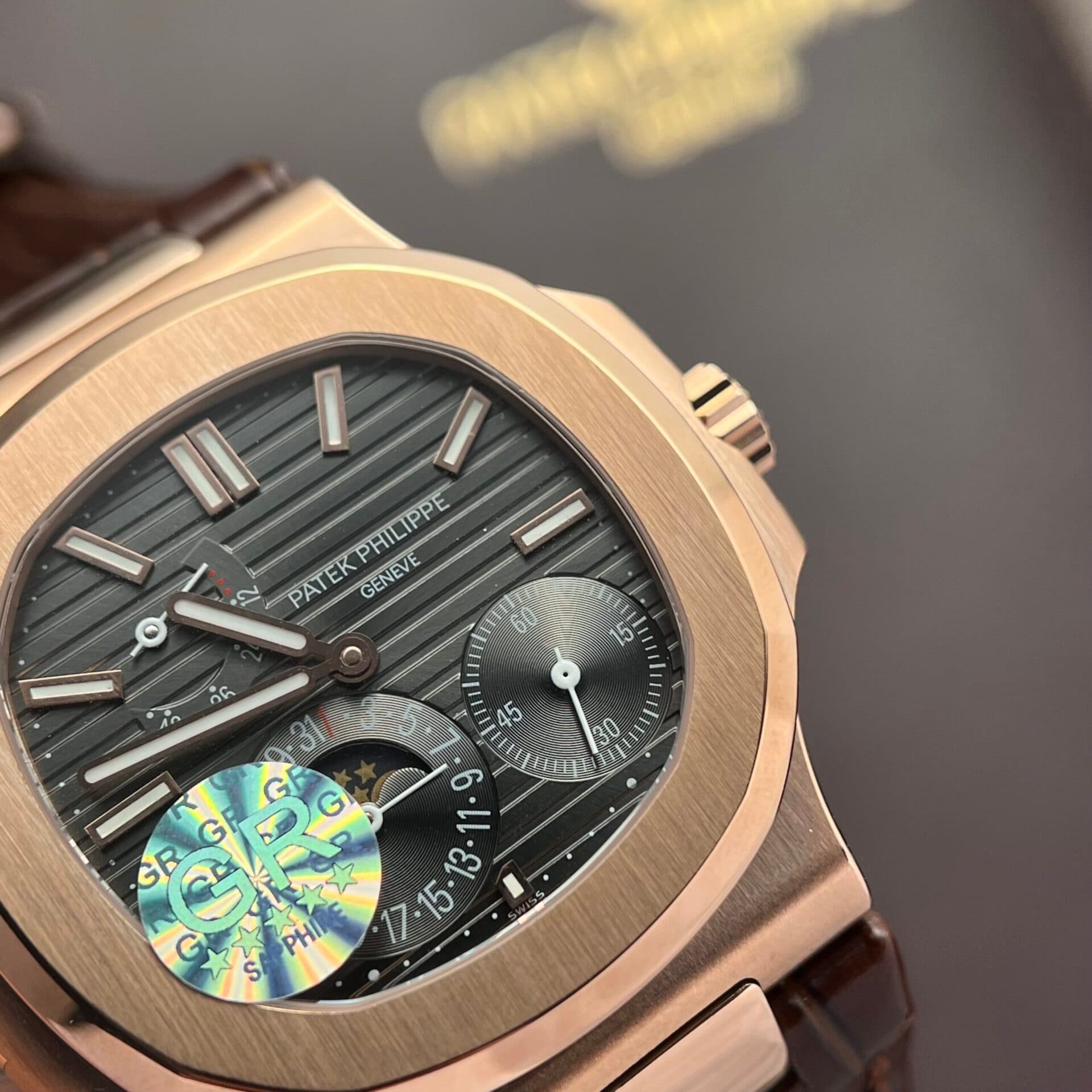 Dong-Ho-Patek-Philippe-Nautilus-5712R-Rep-11-Day-Da-GRF-3-scaled-1