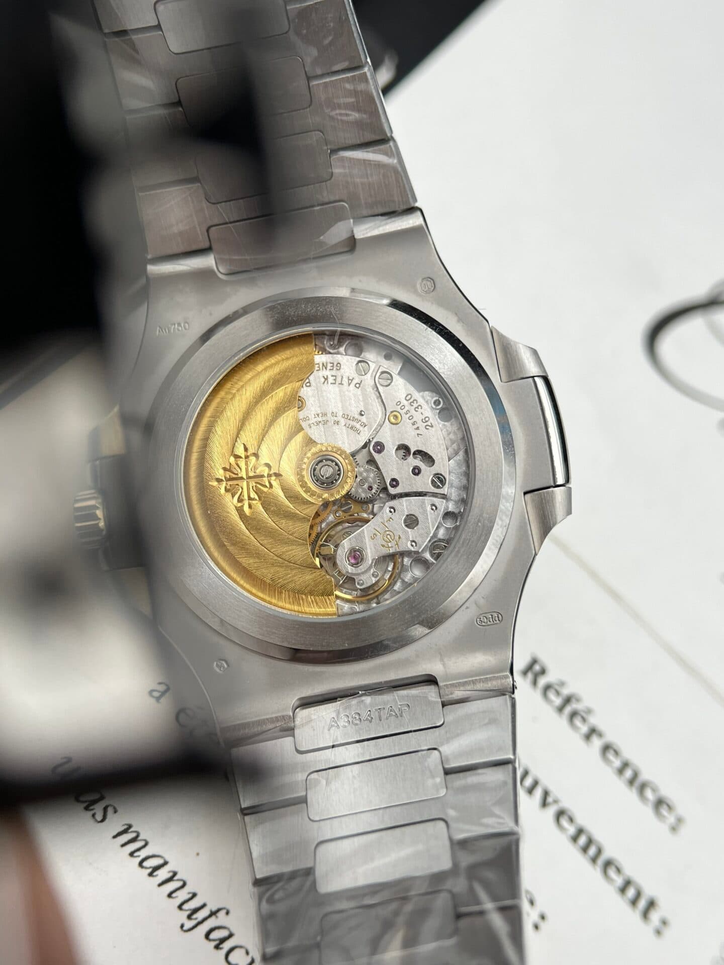 Dong-Ho-Patek-Philippe-Nautilus-5811-Replica-11-Nha-May-3K-41mm-4-1