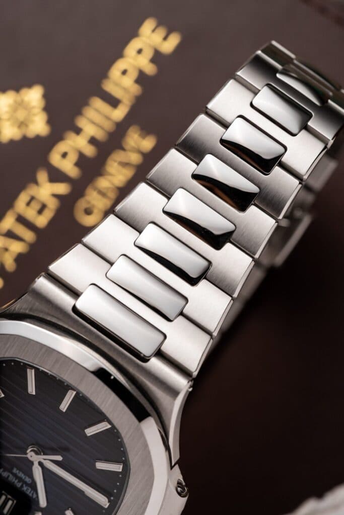Dong-Ho-Patek-Philippe-Nautilus-5811-Tinh-Chinh-Full-Like-Auth-41mm-4-1