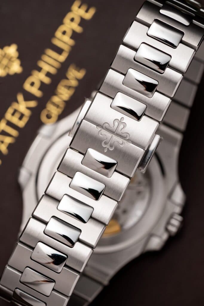 Dong-Ho-Patek-Philippe-Nautilus-5811-Tinh-Chinh-Full-Like-Auth-41mm-5-1
