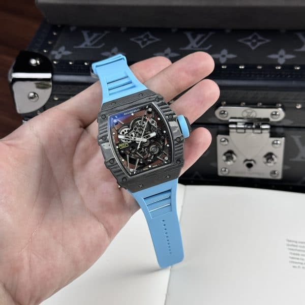Dong-Ho-Richard-Mille-Che-Tac-RM35-02-Vo-Full-Carbon-Mau-Xanh-Duong-BBR-44mm-1-1