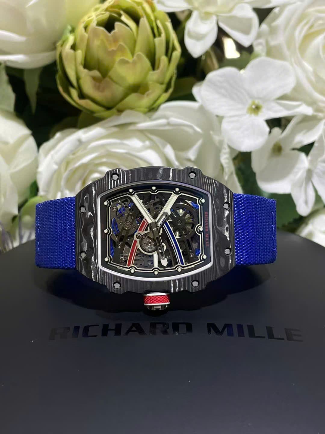 Dong-Ho-Richard-Mille-Che-Tac-RM67-02-Vo-Carbon-Sieu-Mong-Trong-Luong-37-Grams-Sieu-Nhe-38.7Γ47-4-1