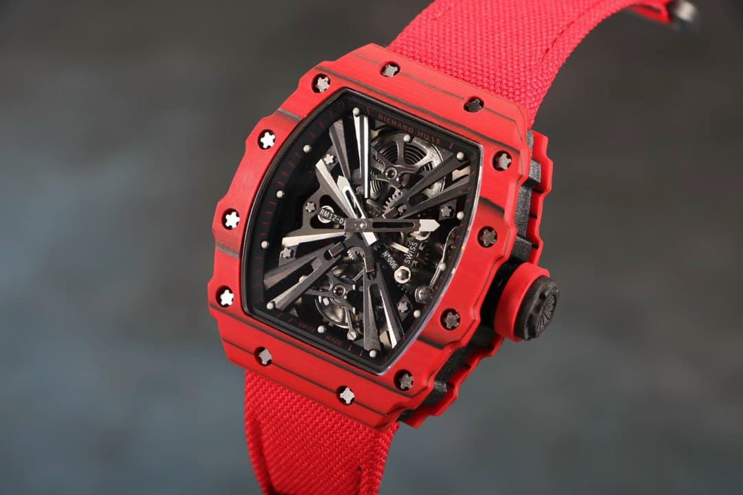 Dong-Ho-Richard-Mille-Nam-Rep-11-RM12-01-Tourbillon-Mau-Do-40mm-7-1