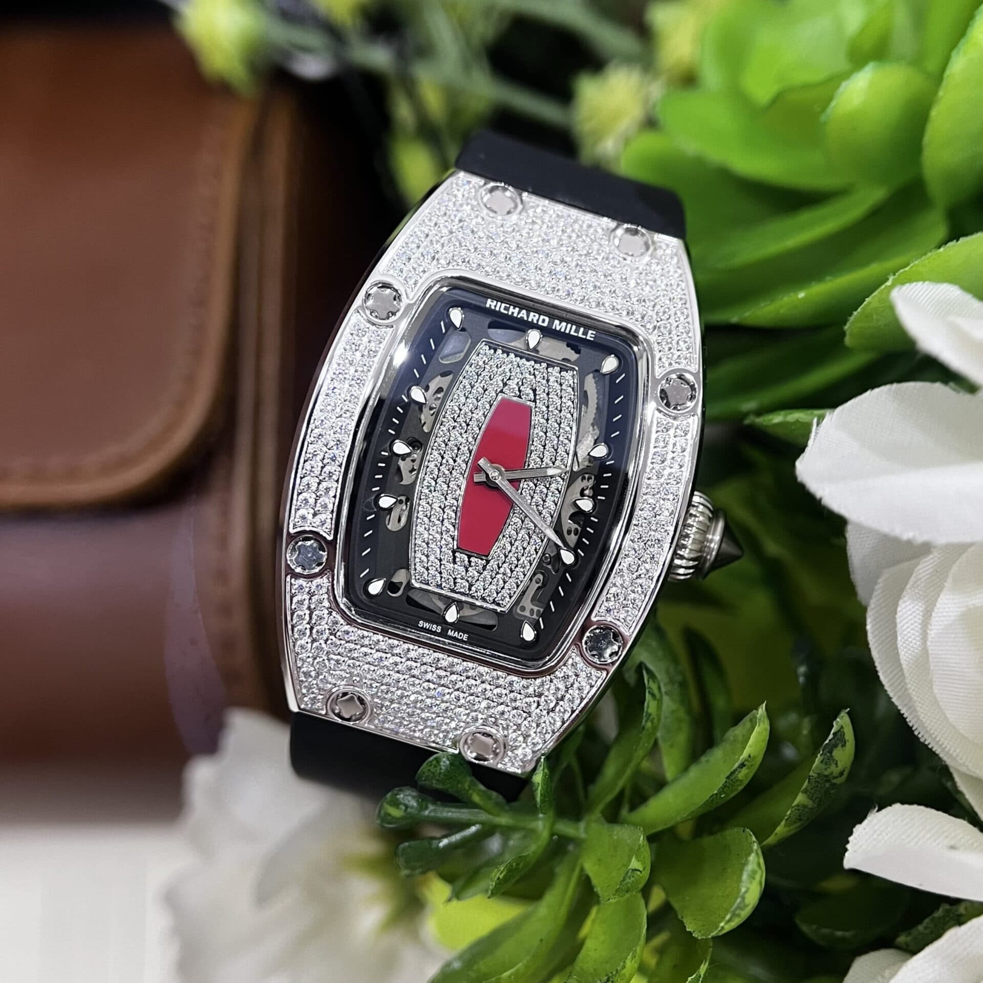 Dong-Ho-Richard-Mille-RM007-Rep-11-Nu-Day-Cao-Su-Dinh-Da-36mm-6-1