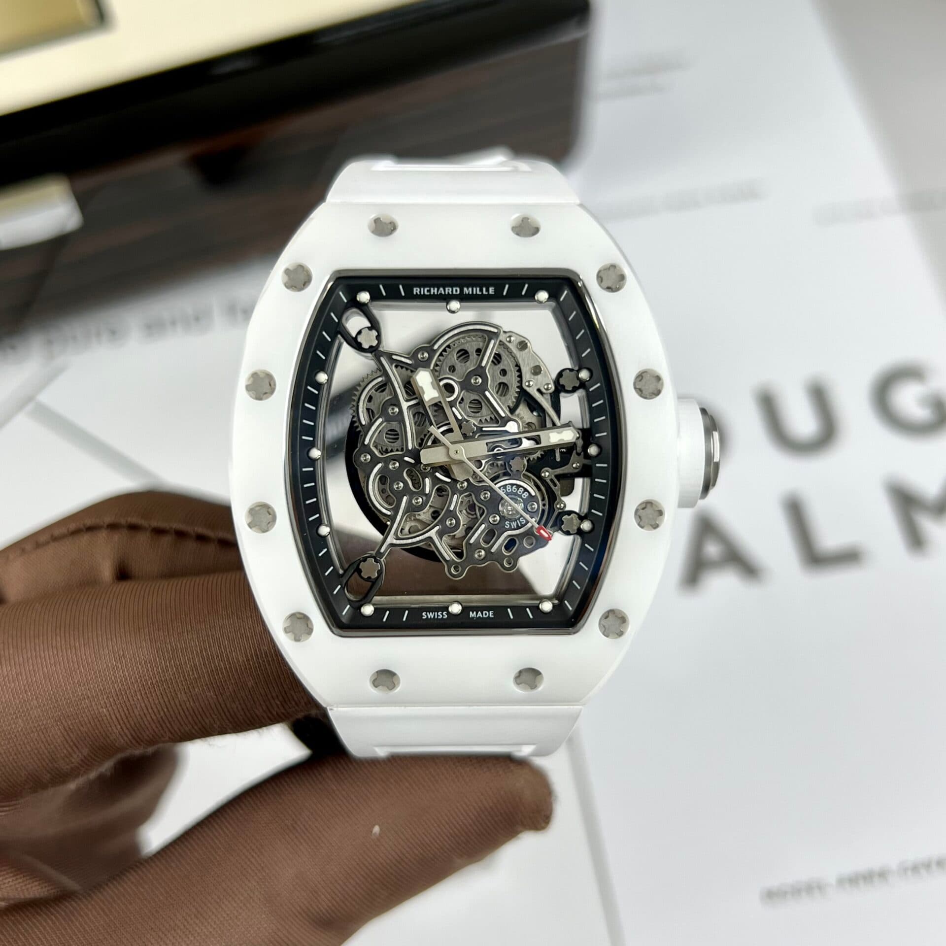 Dong-Ho-Richard-Mille-RM055-Fake-Cao-Cap-Mau-Trang-45mm-2-1