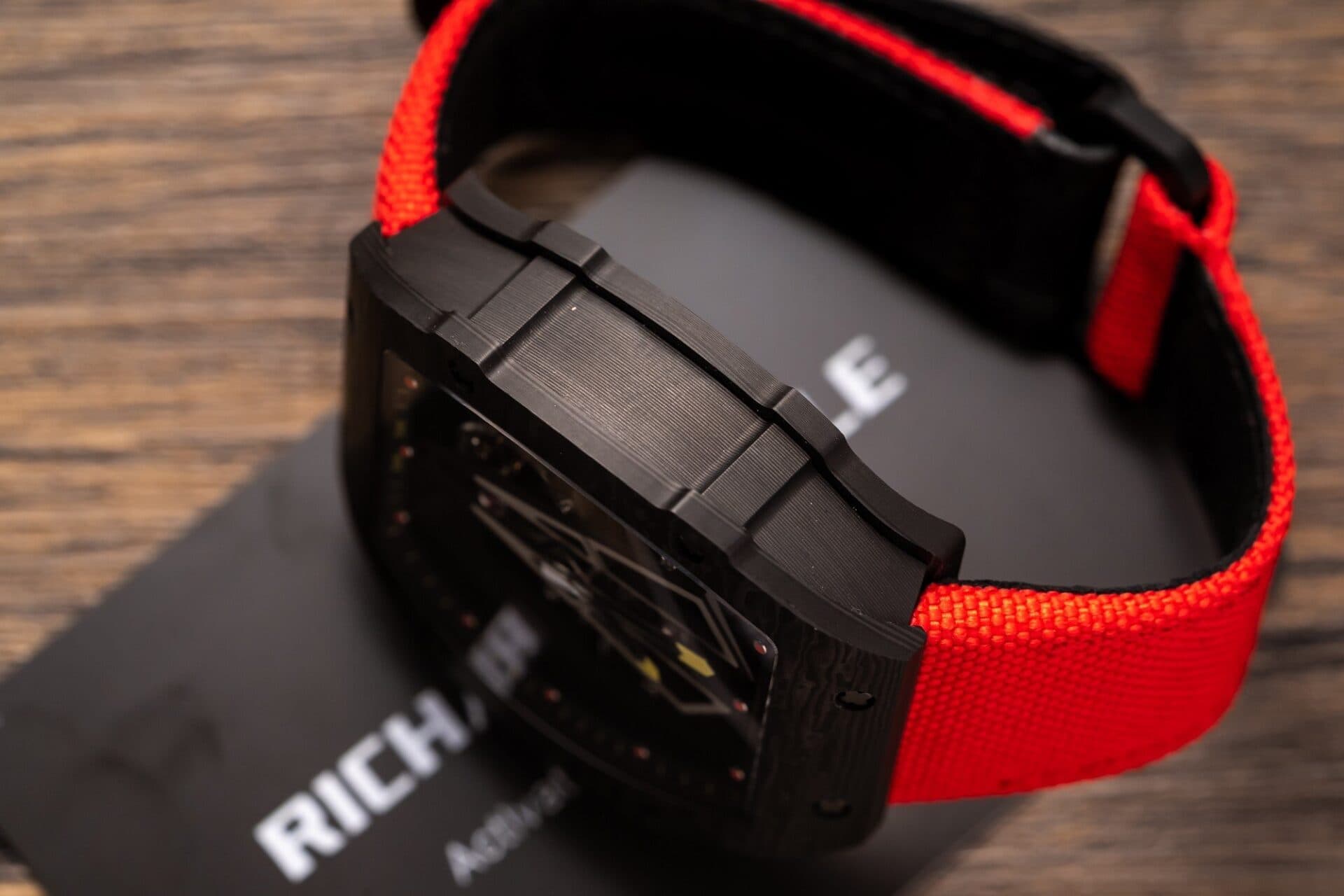 Dong-Ho-Richard-Mille-RM27-03-Tourbillon-Rafael-Nadal-Carbon-Rep-11-5-1