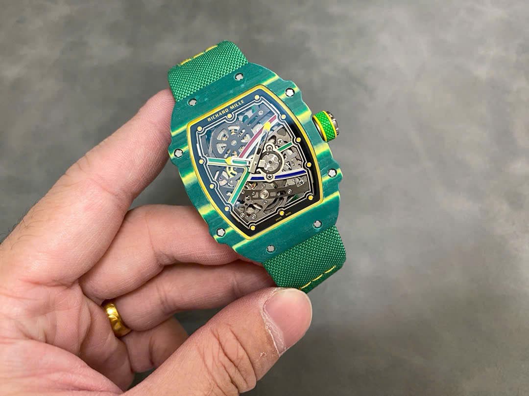 Dong-Ho-Richard-Mille-RM67-02-Vo-Carbon-Xanh-Che-Tac-Sieu-Mong-Sieu-Nhe-37-Grams-38.7Γ47-7-1