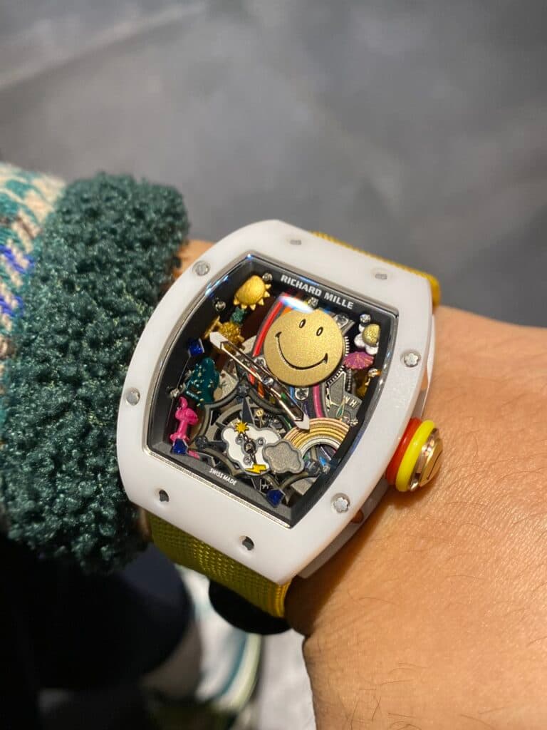 Dong-Ho-Richard-Mille-RM88-Smiley-Replica-Cao-Cap-42mm-4-1