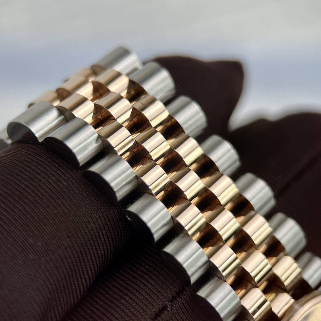 Dong-Ho-Rolex-Boc-Vang-That-Mat-Xa-Cu-May-GM-DateJust-41mm-6-1