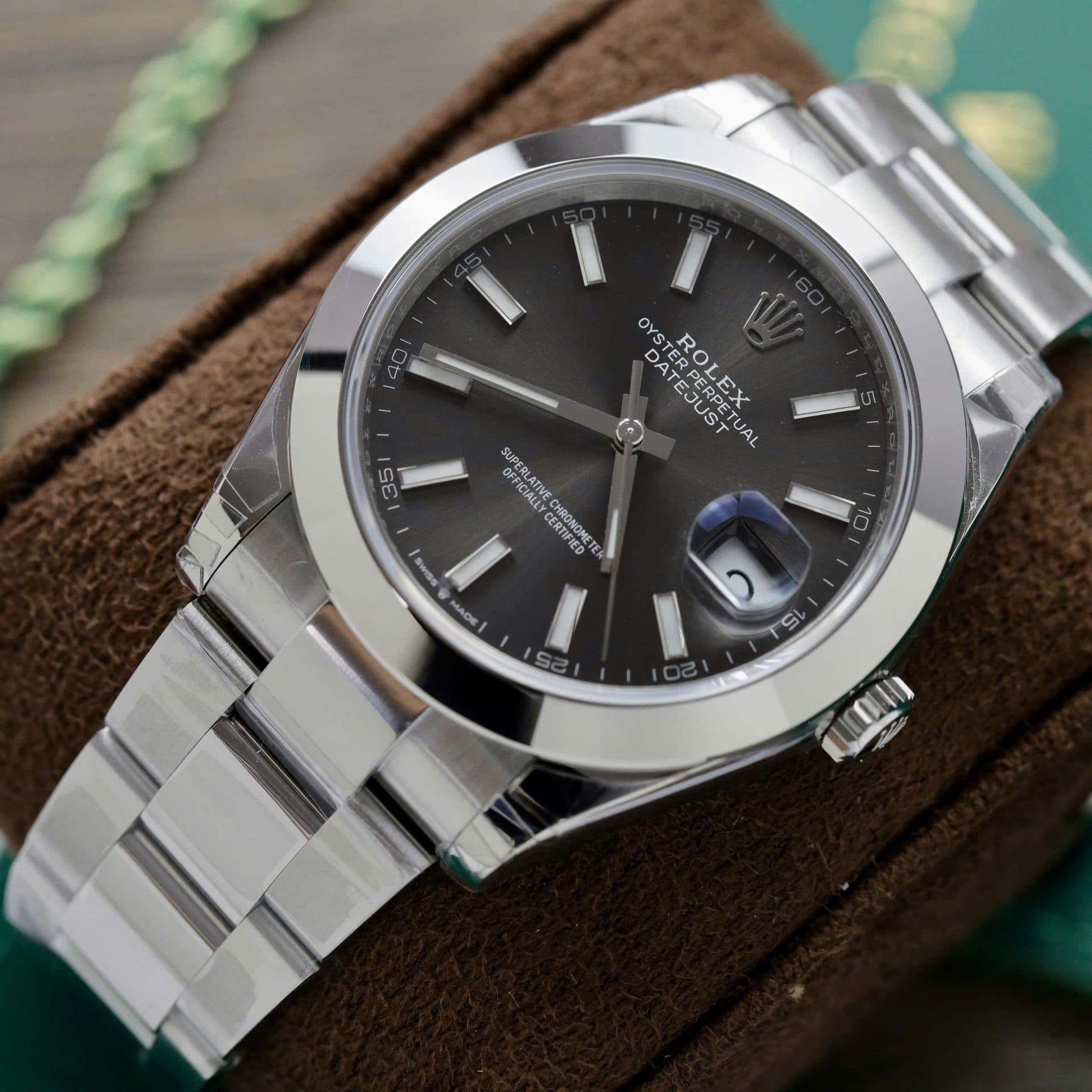 Dong-Ho-Rolex-DateJust-126300-Replica-11-Nam-Mat-So-Mau-Xam-Nha-May-VS-41mm-2-1