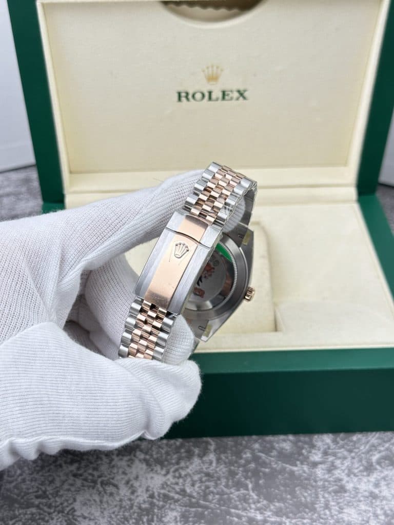 Dong-Ho-Rolex-DateJust-126331-Replica-11-Mat-Den-Nha-May-Clean-41mm-1-1