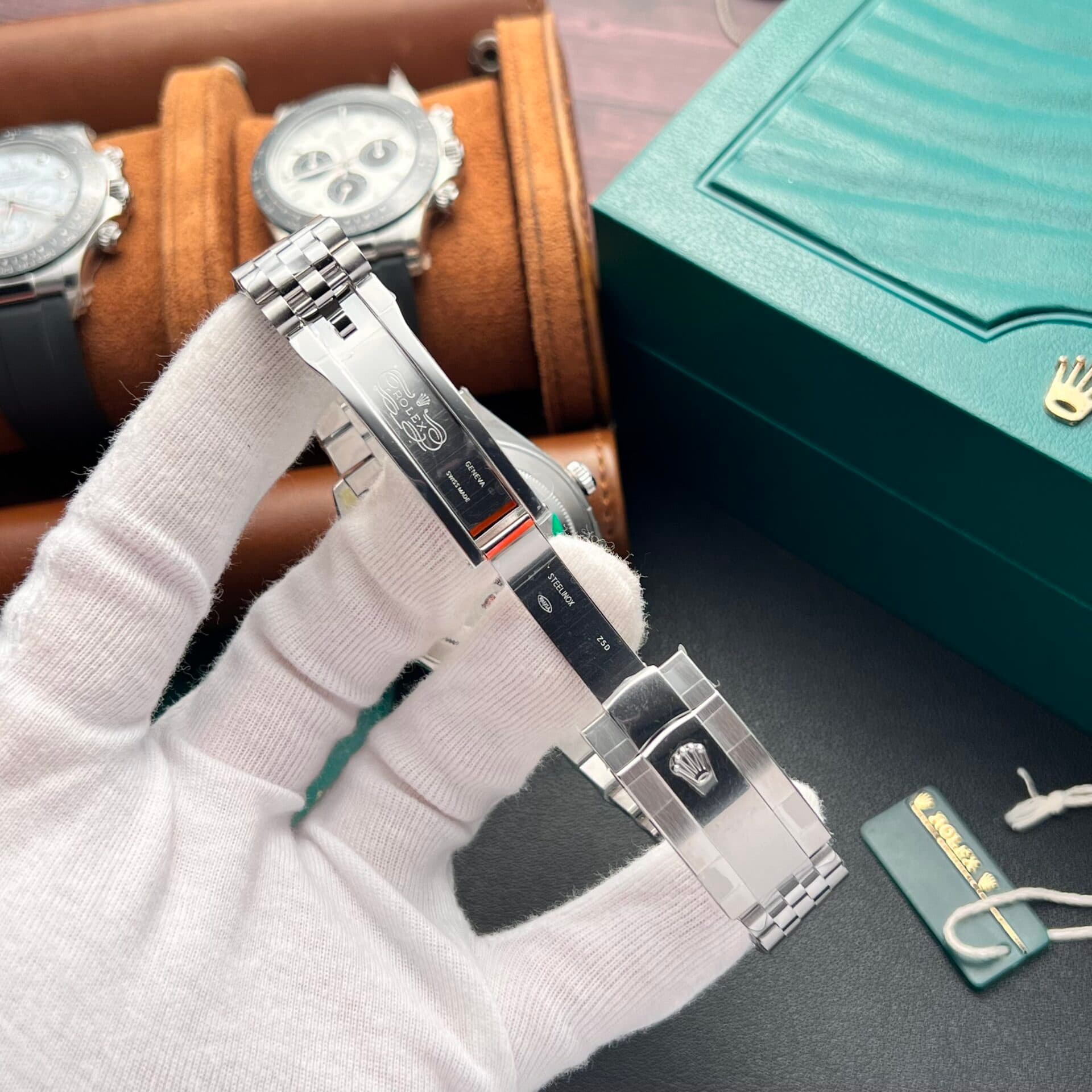 Dong-Ho-Rolex-DateJust-126334-Mat-Nep-Gap-Mau-Xanh-Duong-Clean-41mm-5-2