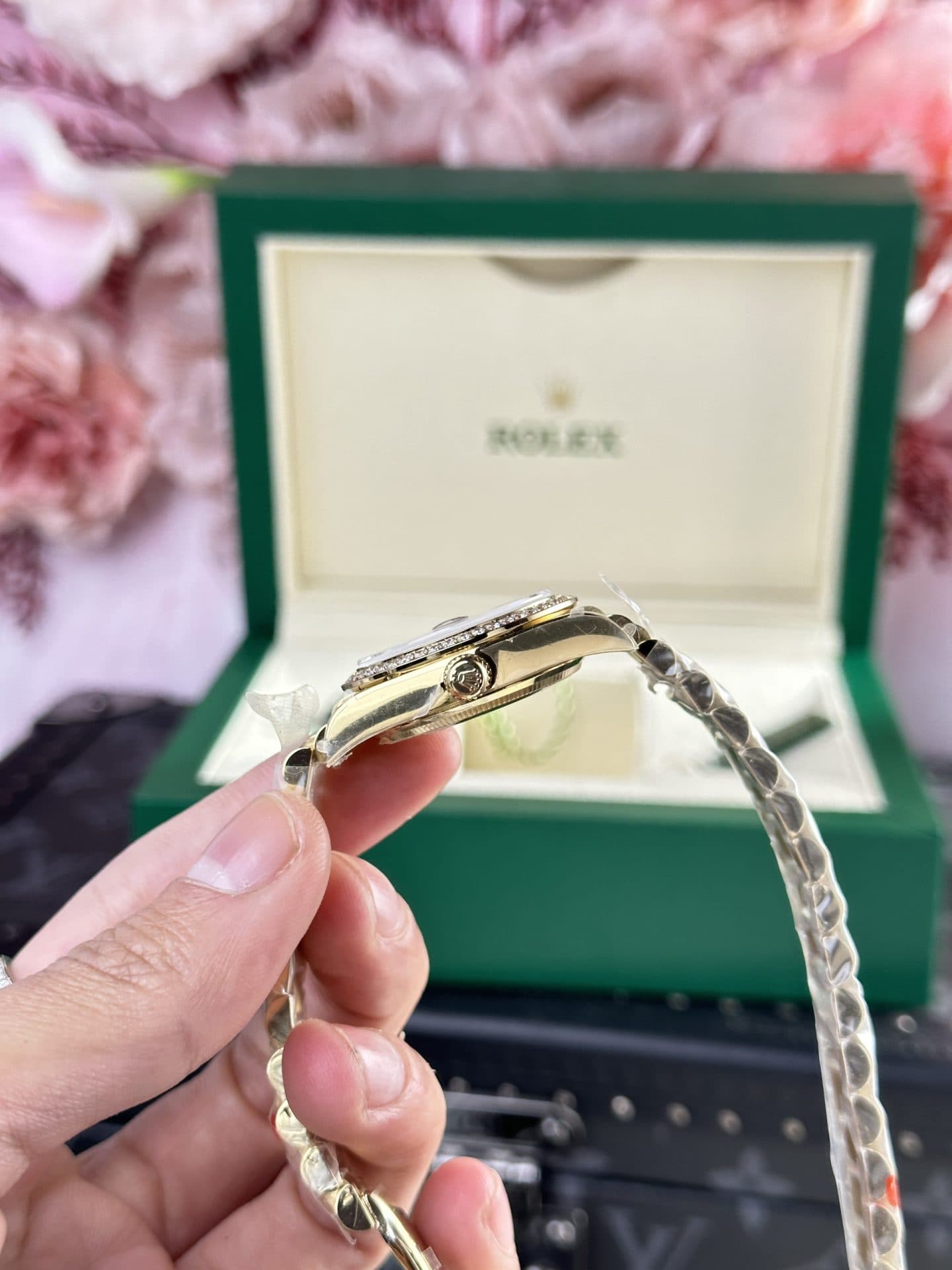 Dong-Ho-Rolex-DateJust-278288-Replica-11-Nu-Mat-So-Champagne-31mm-5-1