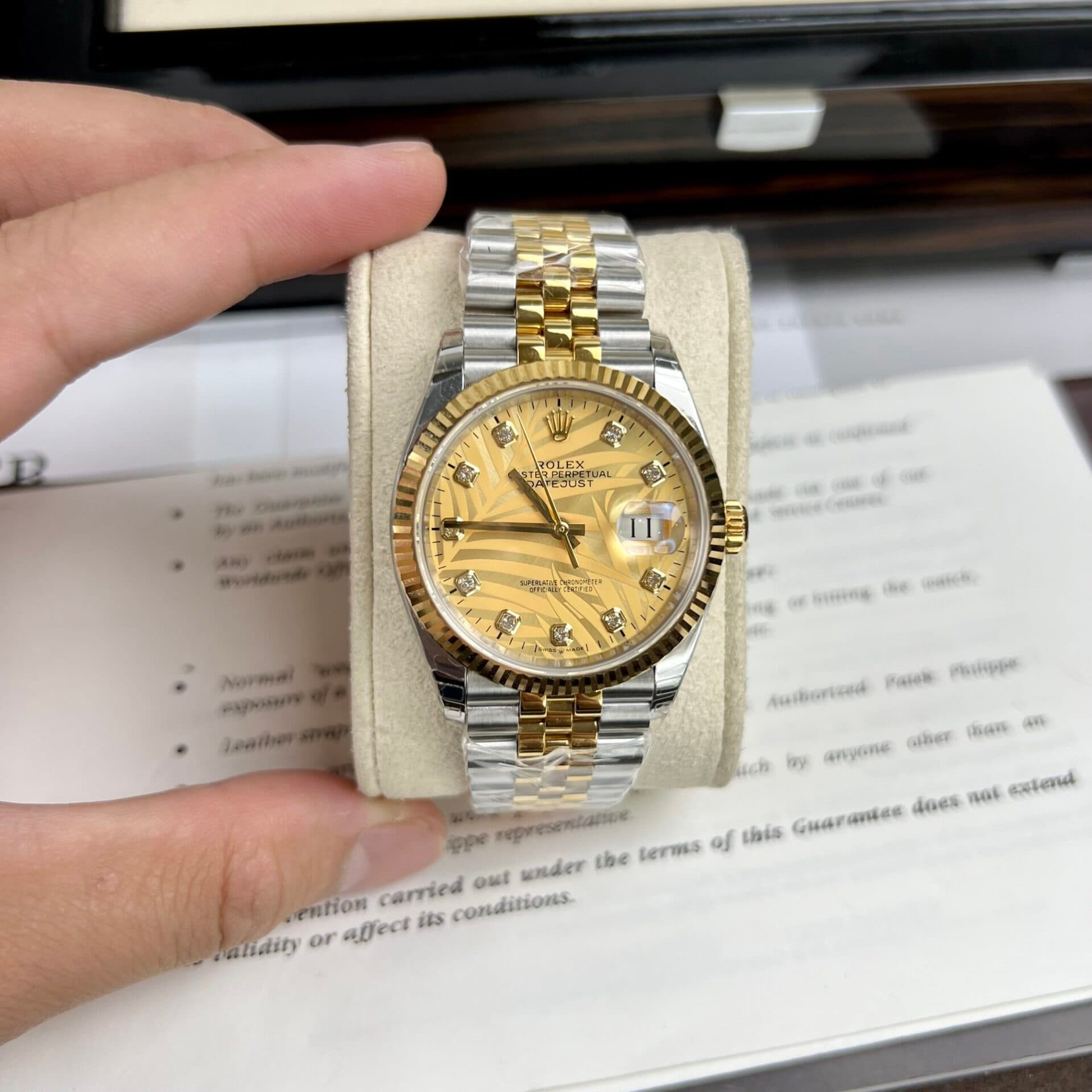 Dong-Ho-Rolex-DateJust-Mat-La-Co-Demi-Gold-Fake-11-EW-36-41mm-4-scaled-1