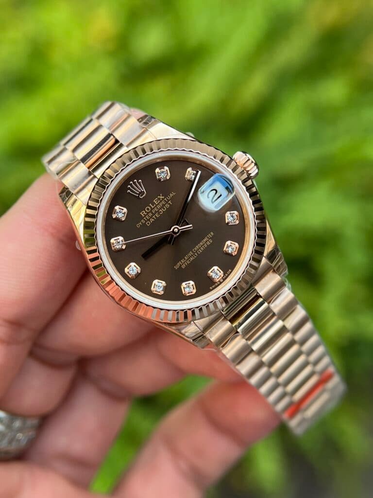 Dong-Ho-Rolex-DateJust-Nu-Mat-So-Chocolate-Replica-BP-Factory-31mm-4-1