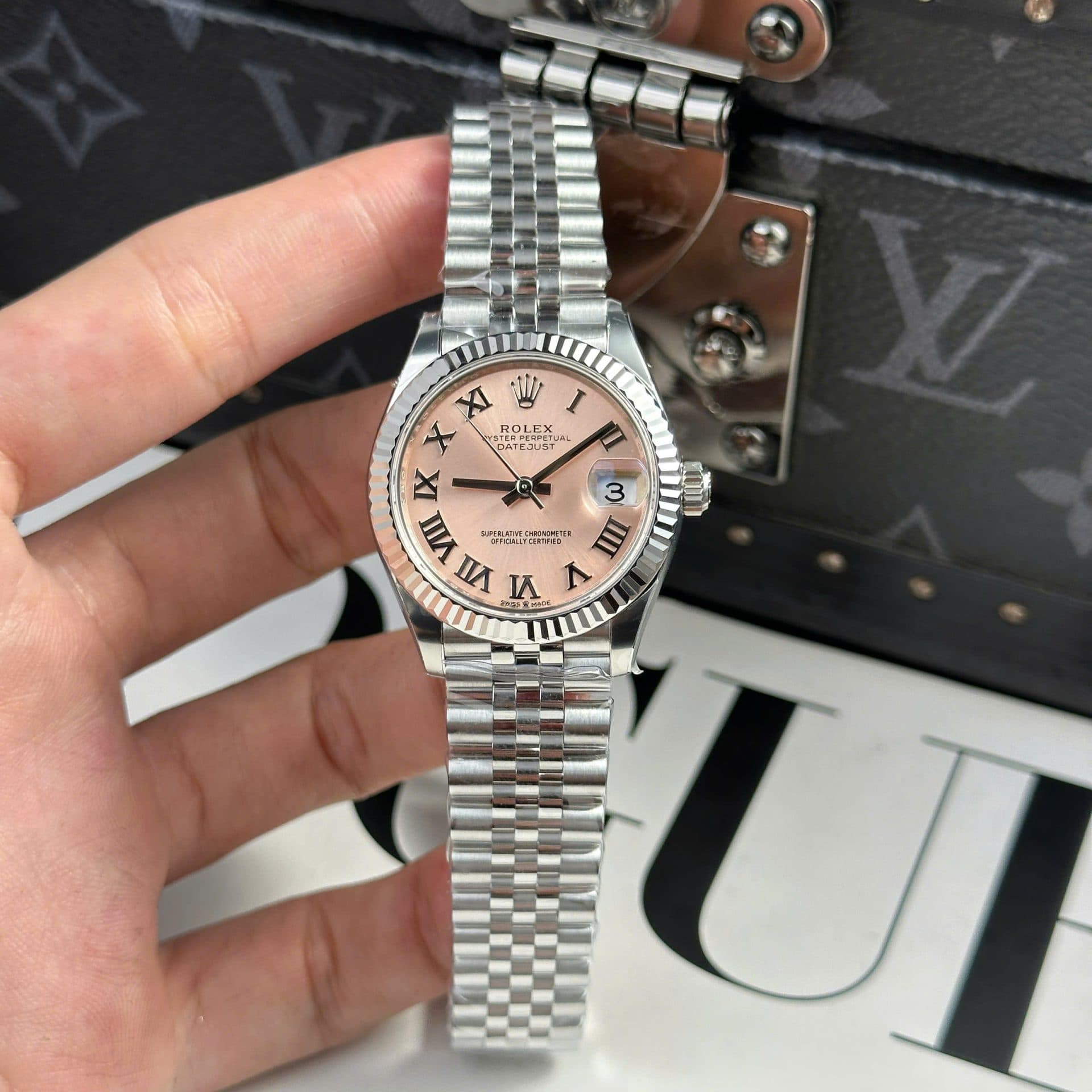 Dong-Ho-Rolex-DateJust-Rep-11-Cao-Cap-Mat-Hong-Coc-So-La-Ma-Xuong-THB-31mm-6-1