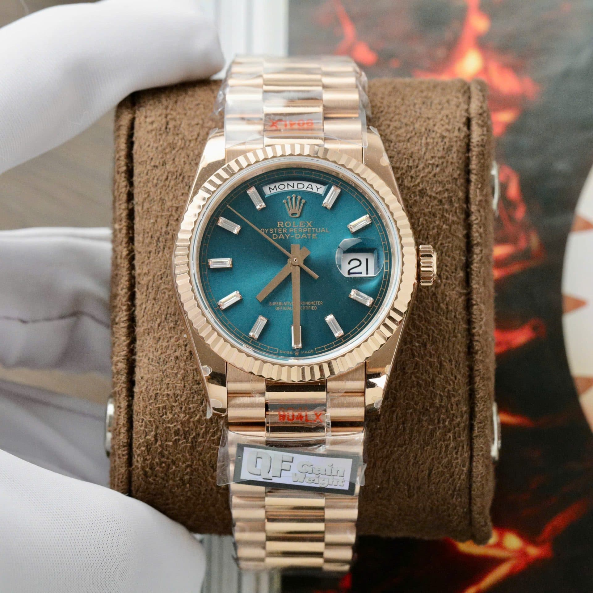 Dong-Ho-Rolex-Day-Date-128235-Replica-11-Mau-Xanh-Luc-Tinh-Chinh-Trong-Luong-158gram-Nha-May-QF-36mm-2-1