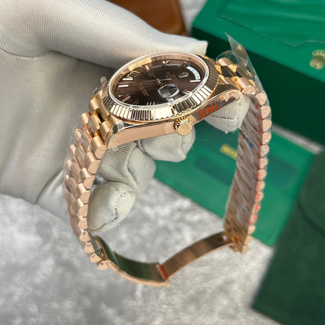 Dong-Ho-Rolex-Day-Date-228235-Rose-Gold-Mat-Chocolate-Rep-11-V2-GMF-40mm-1-1