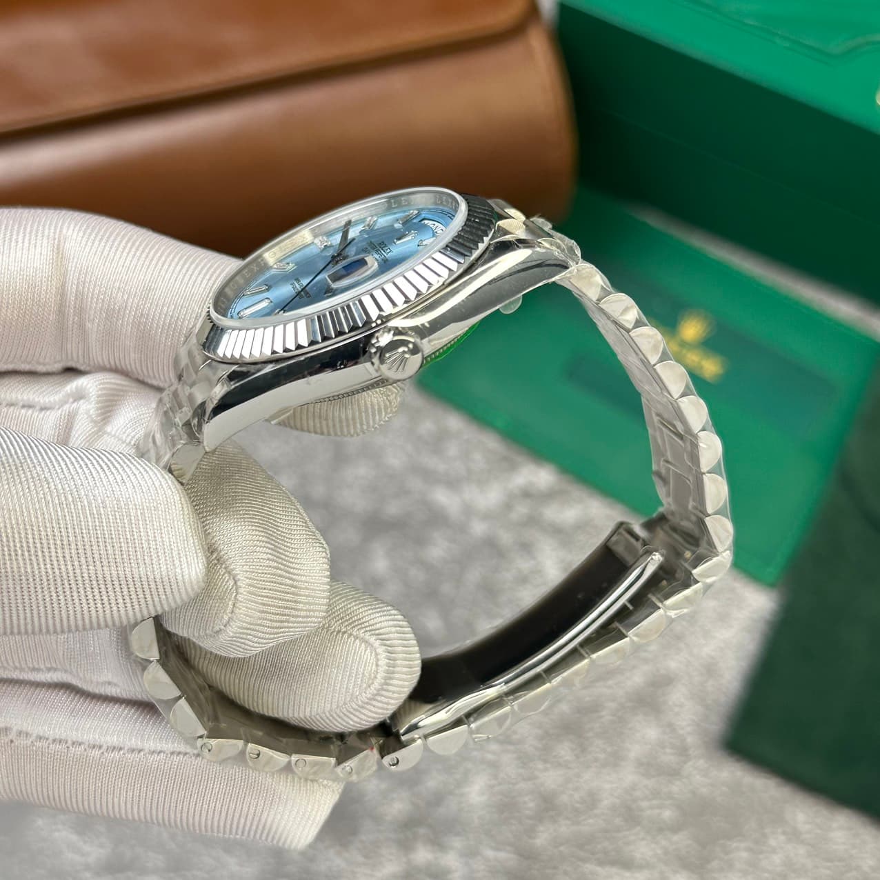 Dong-Ho-Rolex-Day-Date-228236-Mat-So-Dinh-Da-Rep-11-V2-GM-Factory-40mm-5-1