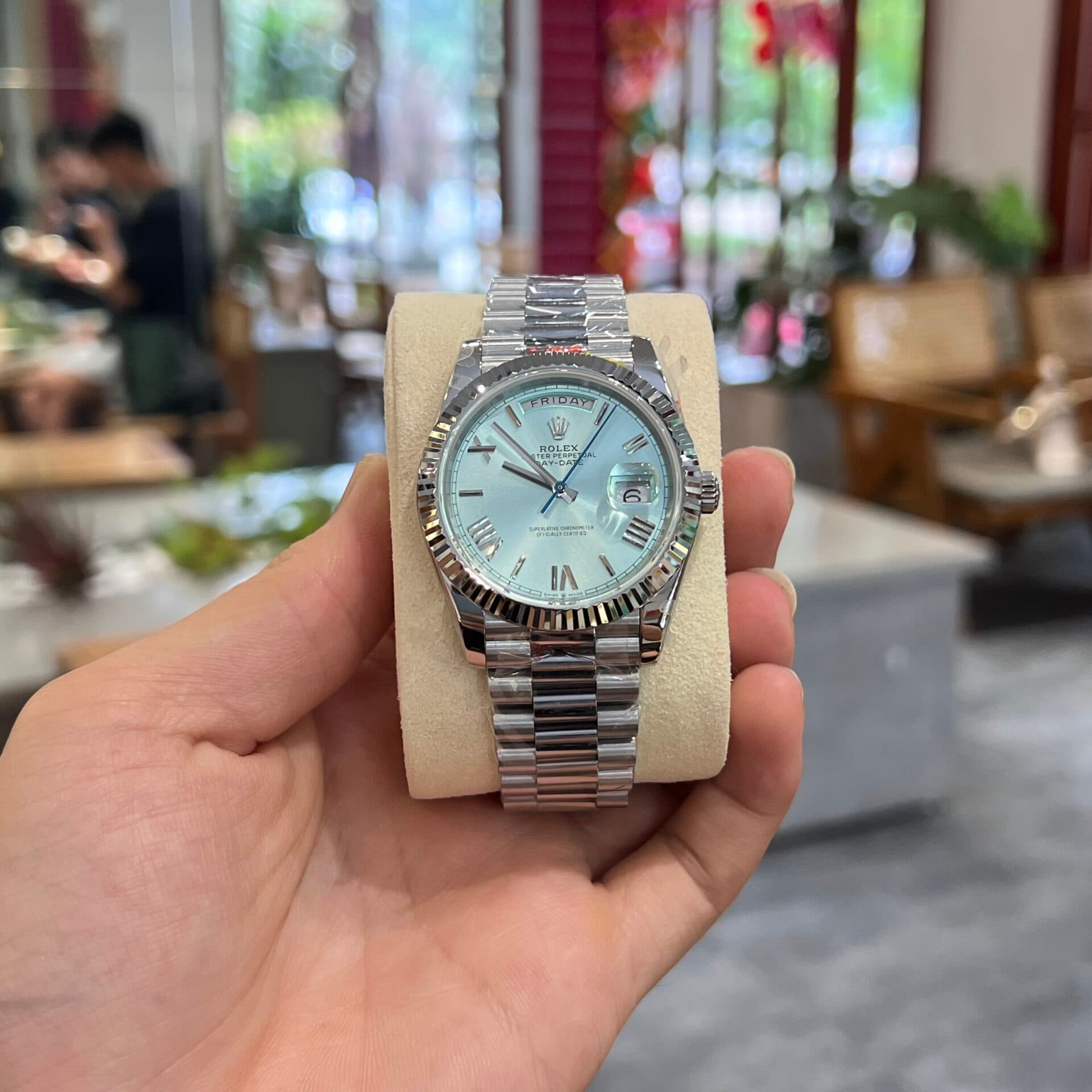 Dong-Ho-Rolex-Day-Date-228236-Mat-Xanh-Bang-Nha-May-GM-40mm-6-1