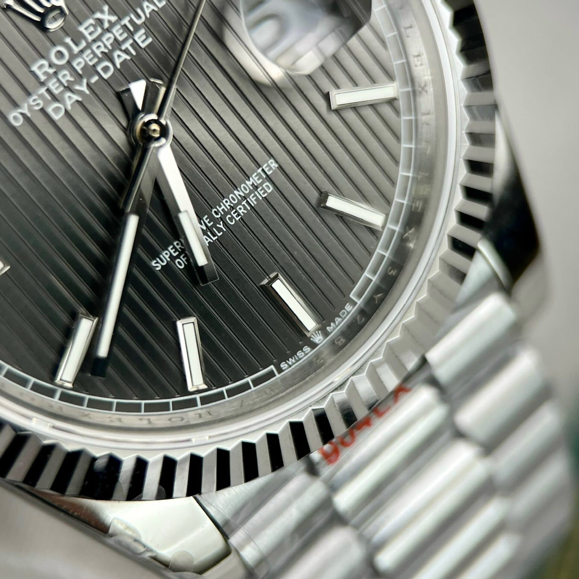 Dong-Ho-Rolex-Day-Date-228236-Replica-11-Mat-Xam-Nha-May-GM-40mm-1-1