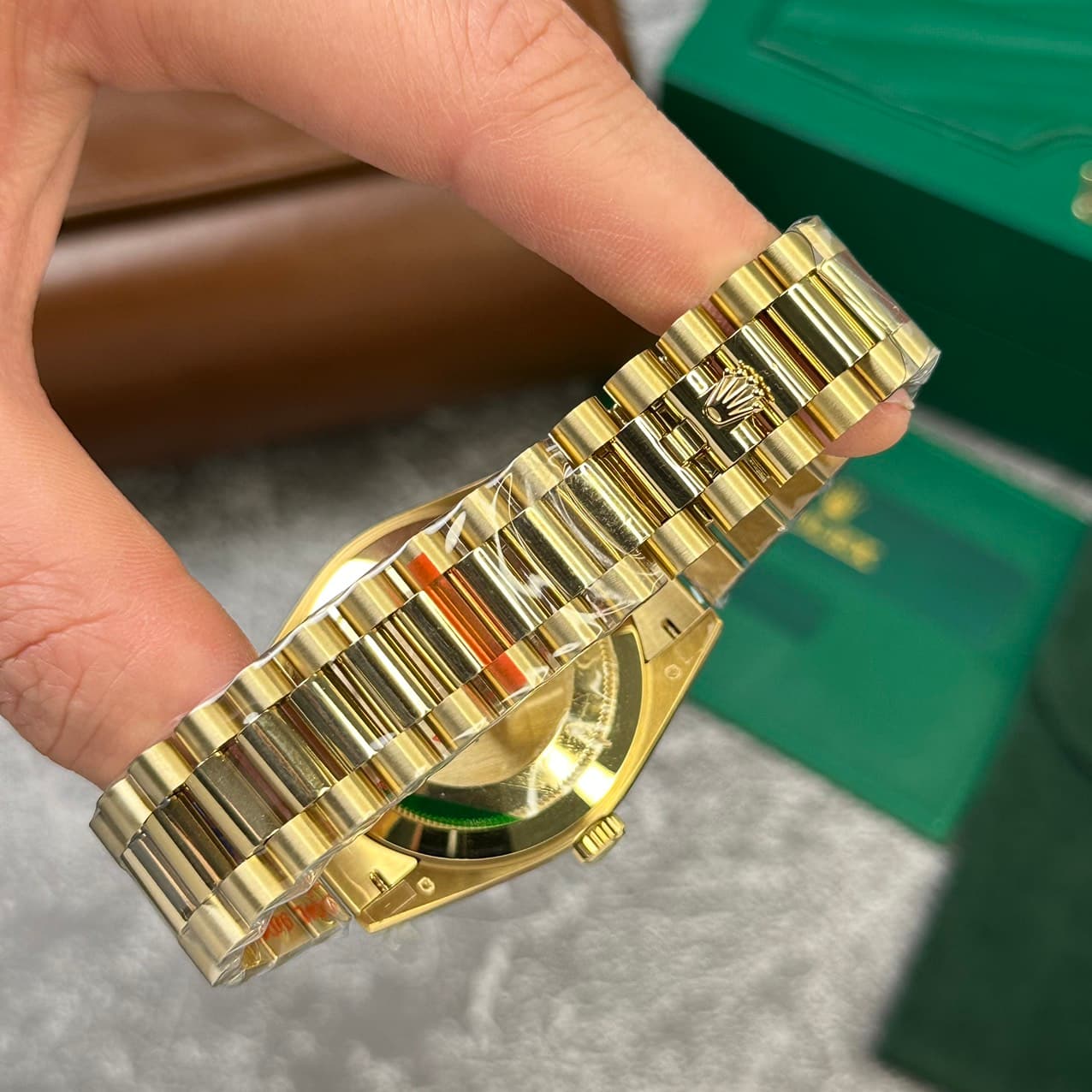 Dong-Ho-Rolex-Day-Date-228238-Rep-11-Thuy-Sy-Day-President-V2-GM-Factory-40mm-6-1