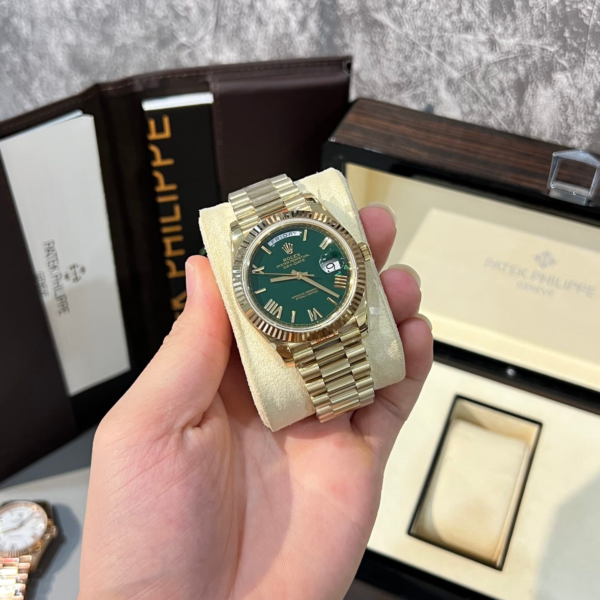 Dong-Ho-Rolex-Day-Date-228238-Replica-11-Tinh-Chinh-166gr-GM-V2-40mm-1-1