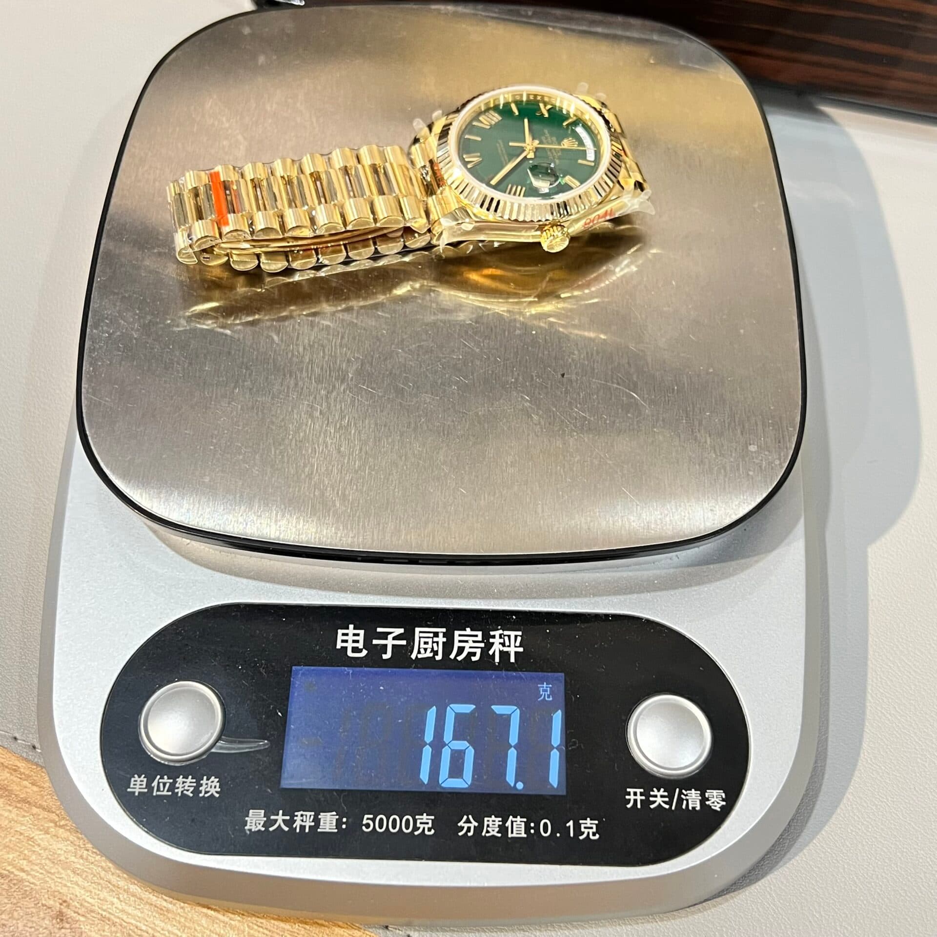 Dong-Ho-Rolex-Day-Date-228238-Replica-11-Tinh-Chinh-166gr-GM-V2-40mm-3-1