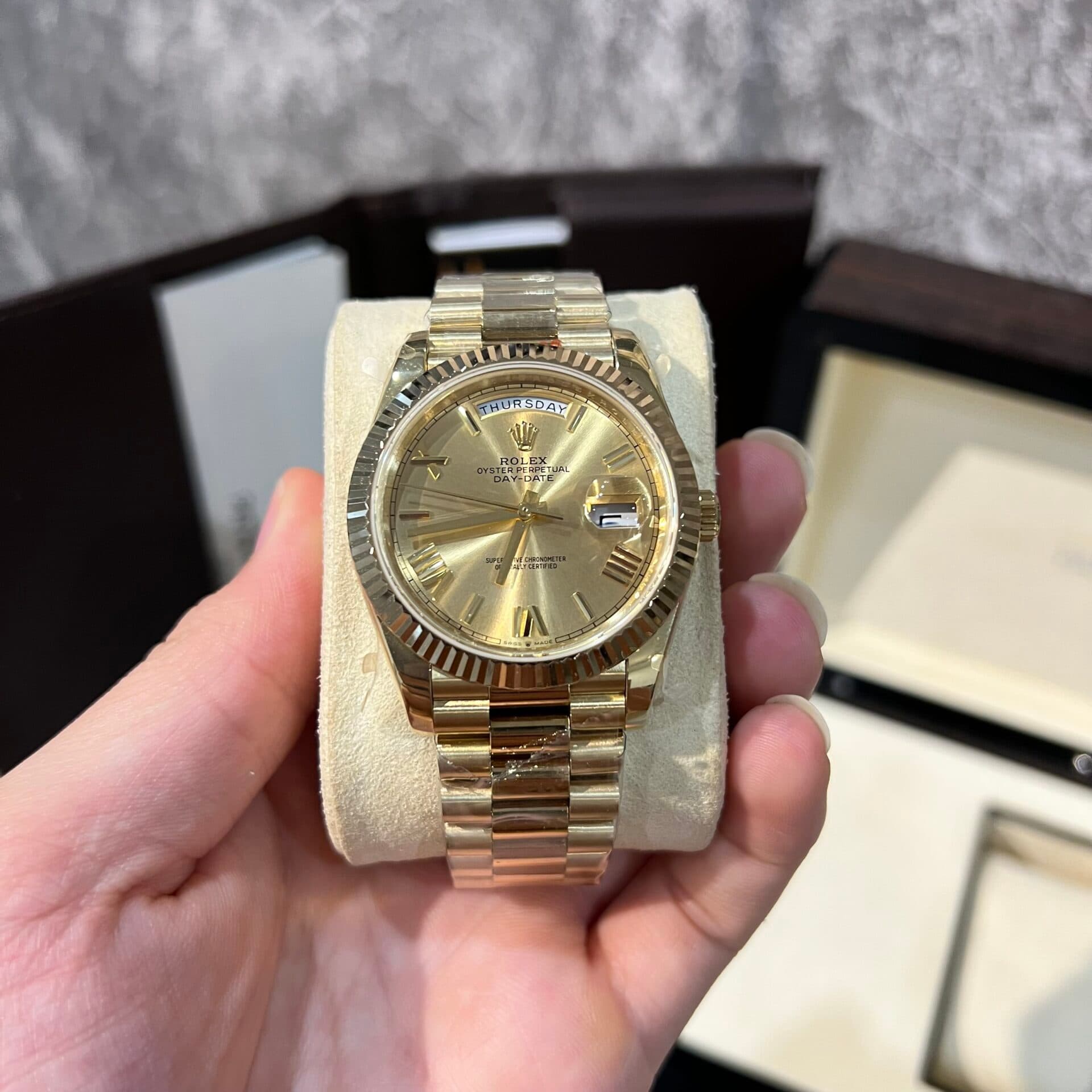 Dong-Ho-Rolex-Day-Date-228238-Tinh-Chinh-166gr-GM-V2-Like-auth-40mm-6-1