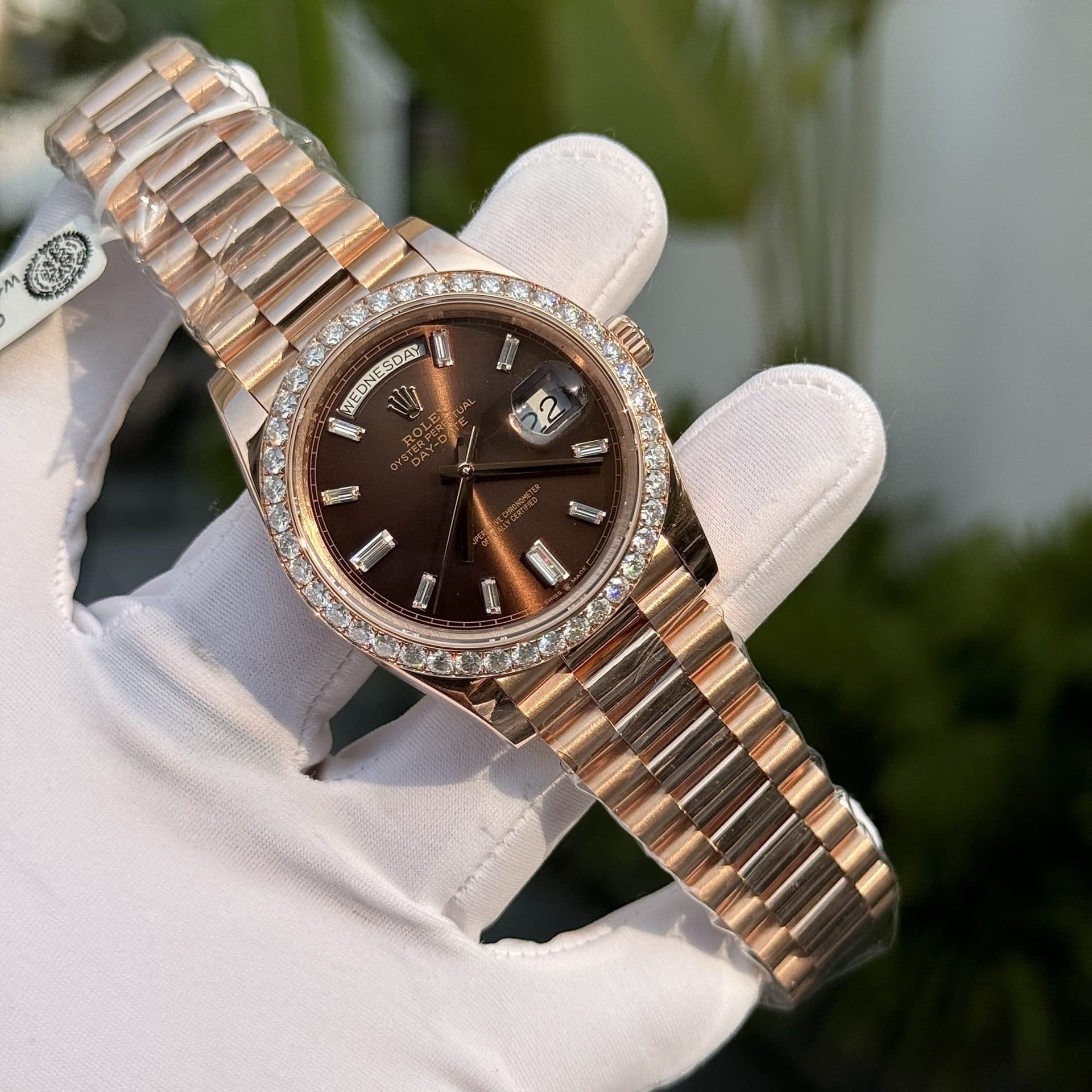 Dong-Ho-Rolex-Day-Date-Boc-Vang-18K-Do-Kim-Cuong-Moissanite-GM-V3-176-Gram-3-1