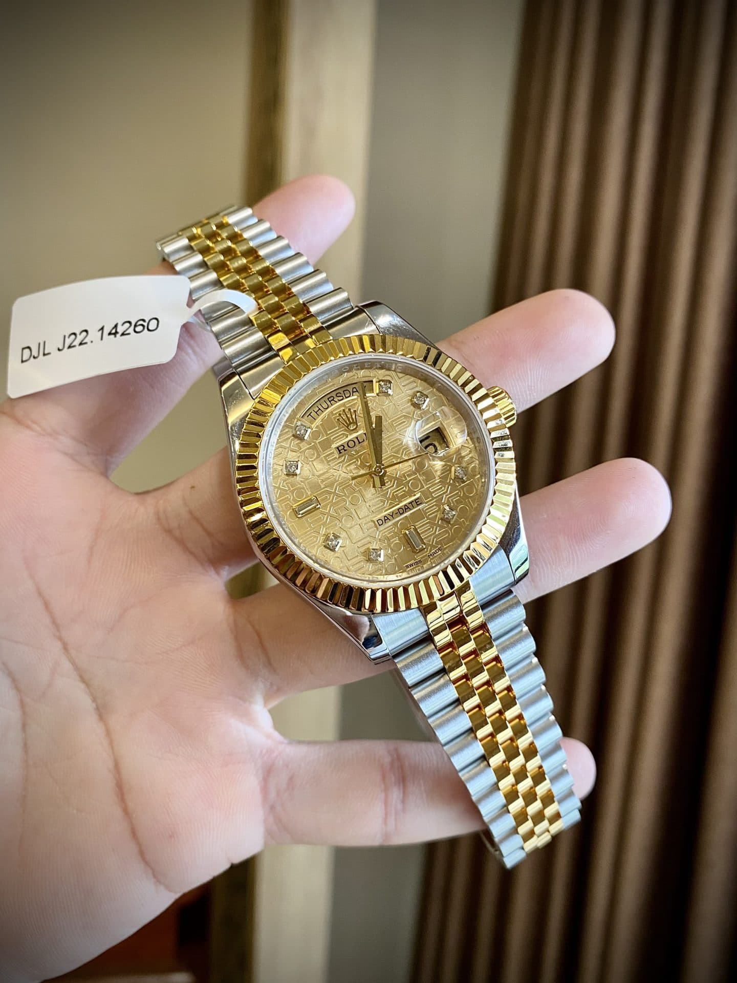 Dong-Ho-Rolex-Day-Date-Che-Tac-Boc-Vang-That-Mat-Vi-Tinh-40mm-7-1