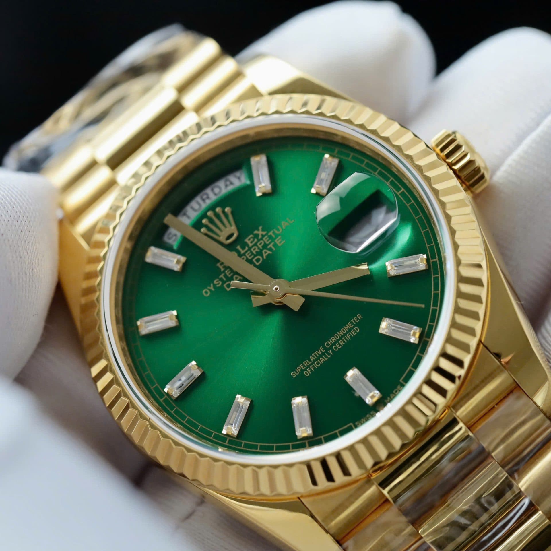 Dong-Ho-Rolex-Day-Date-Che-Tac-Mat-Xanh-La-Cay-Trong-Luong-160gram-Boc-Vang-That-36mm-5-1